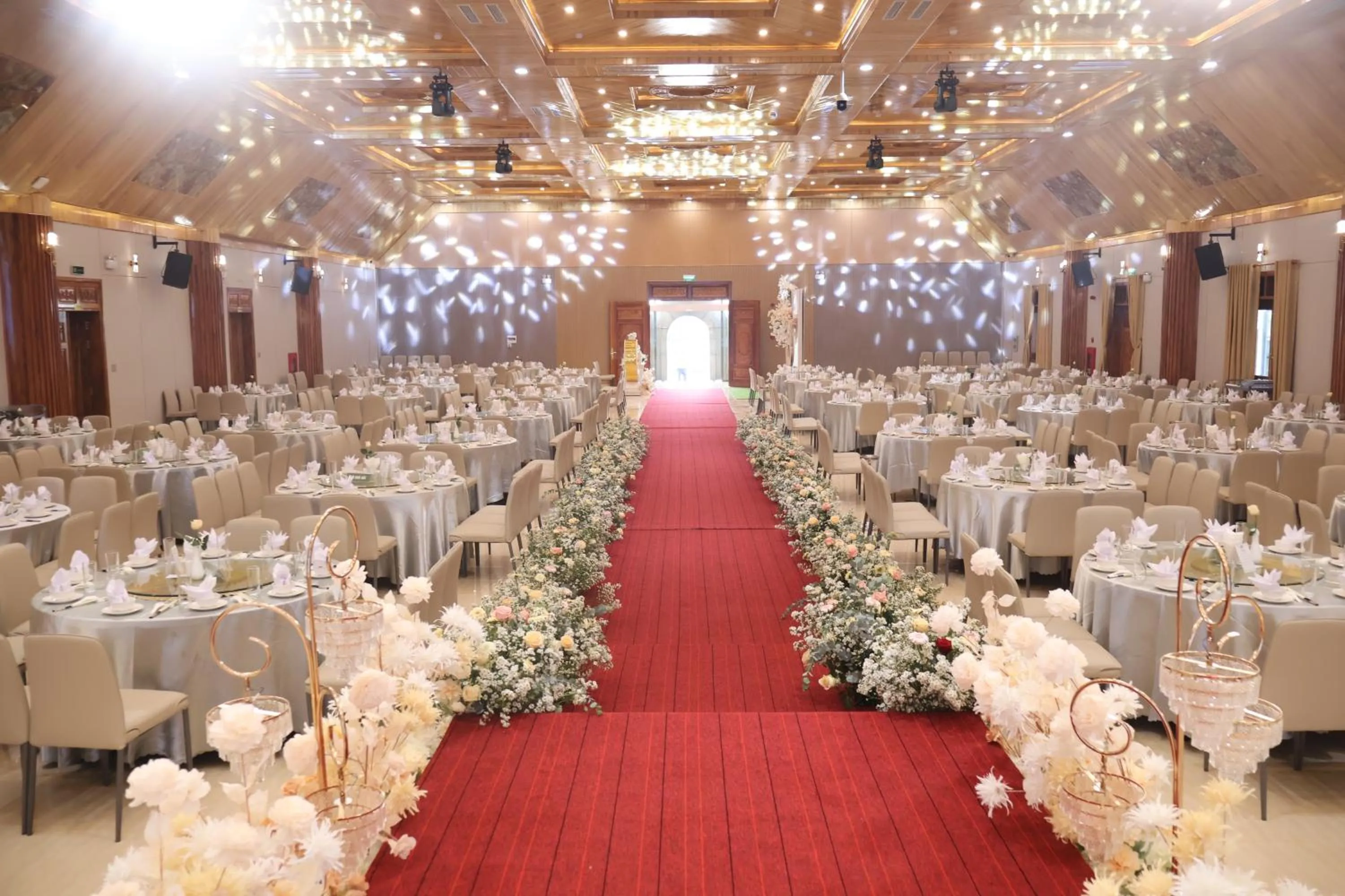 wedding in Phú Long Tam Kỳ Hotel & Restaurant