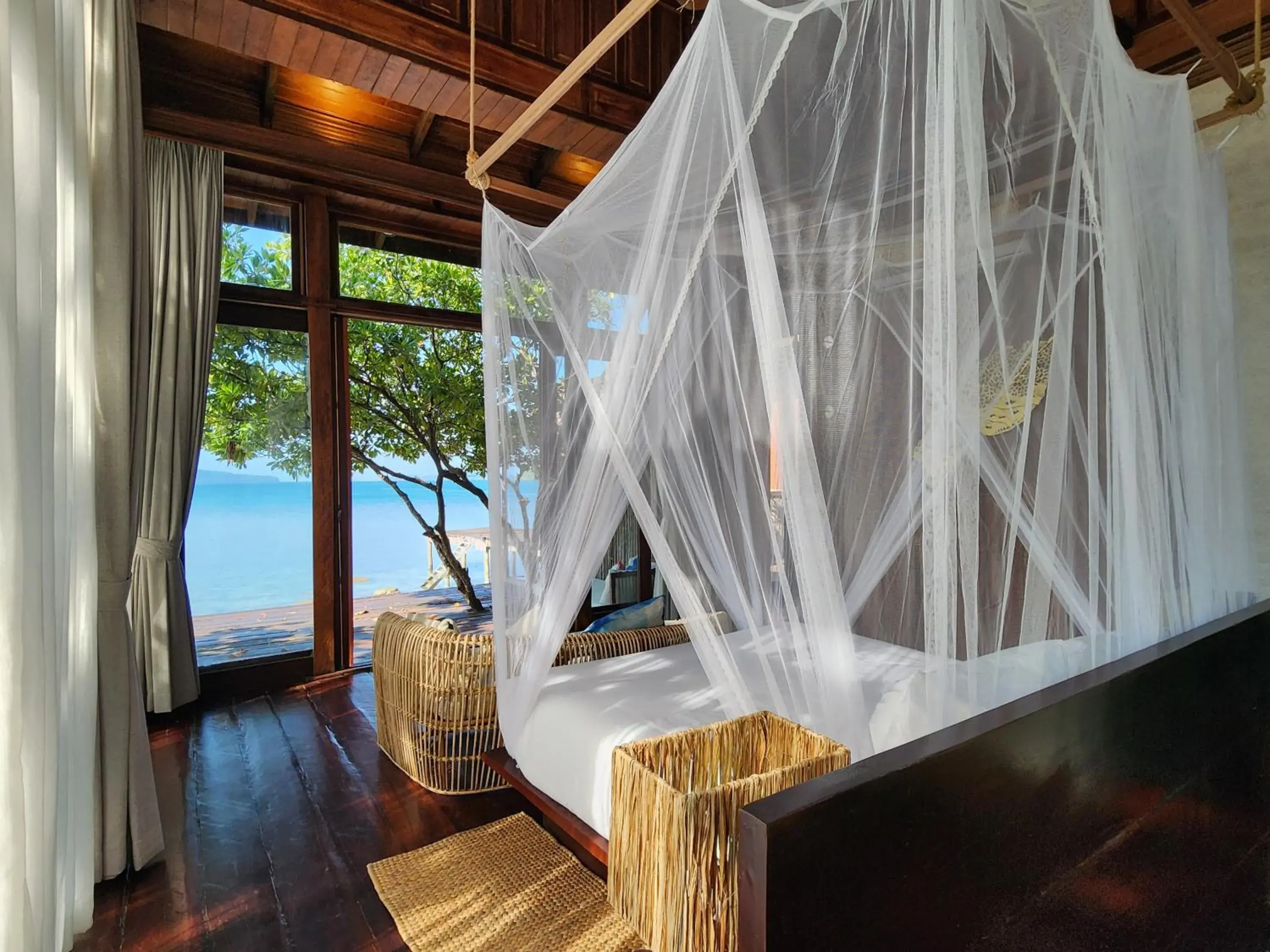 Family Suite Beach Villa Three Units in Full Moon Private Island Family Suite Beach Villa Three Units in Full Moon Private Island
