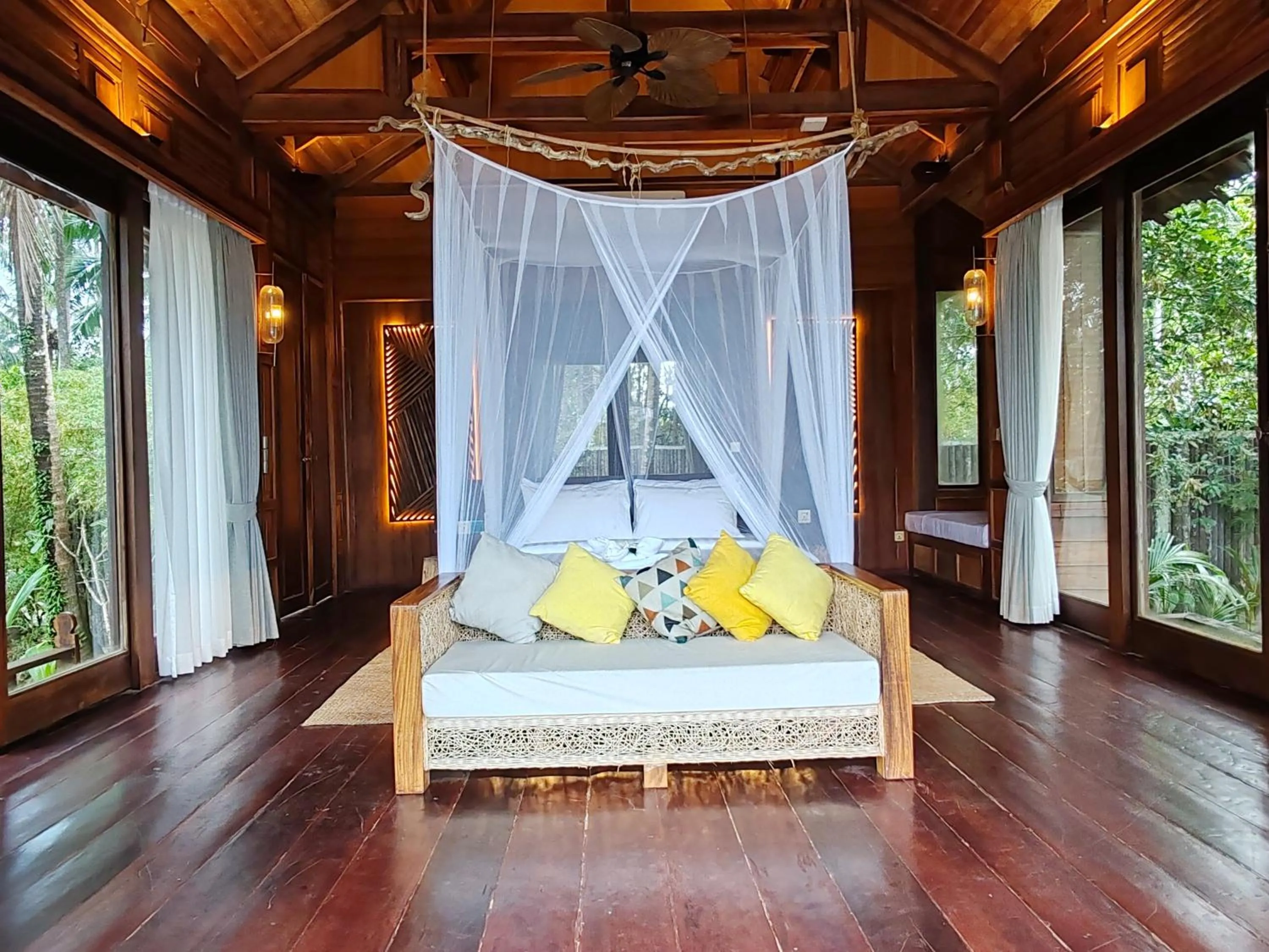 Bed in Full Moon Private Island