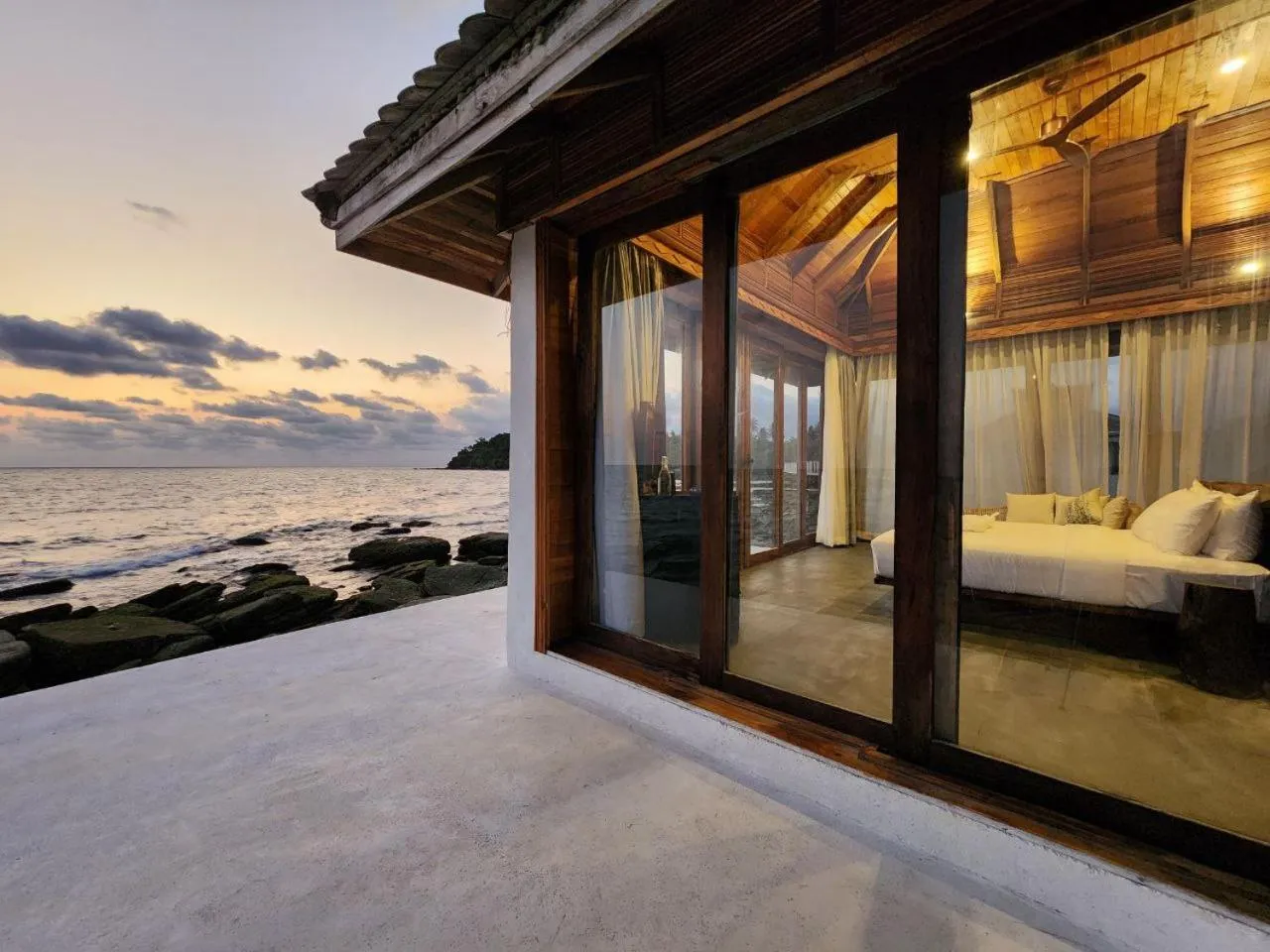 Sea view, Bed in Full Moon Private Island