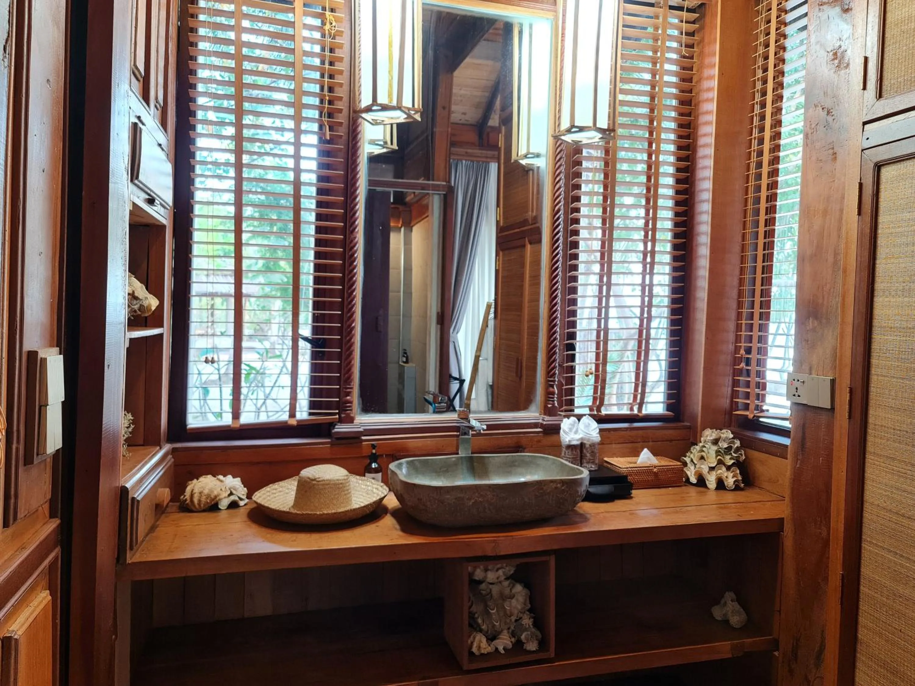 Bathroom in Full Moon Private Island