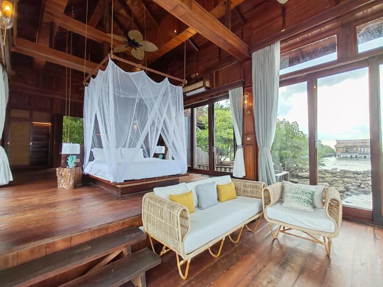 Bedroom in Full Moon Private Island