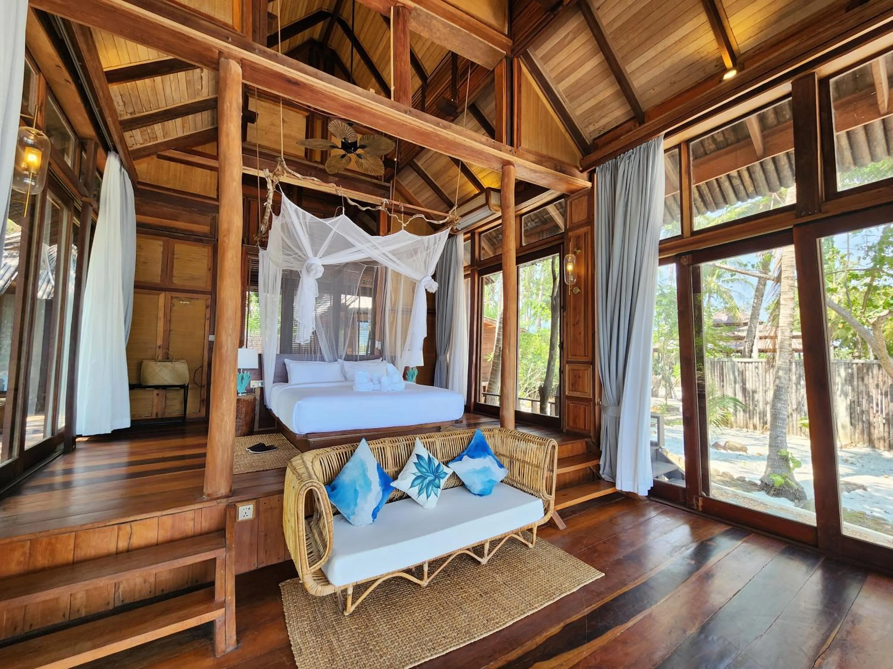 Bedroom in Full Moon Private Island