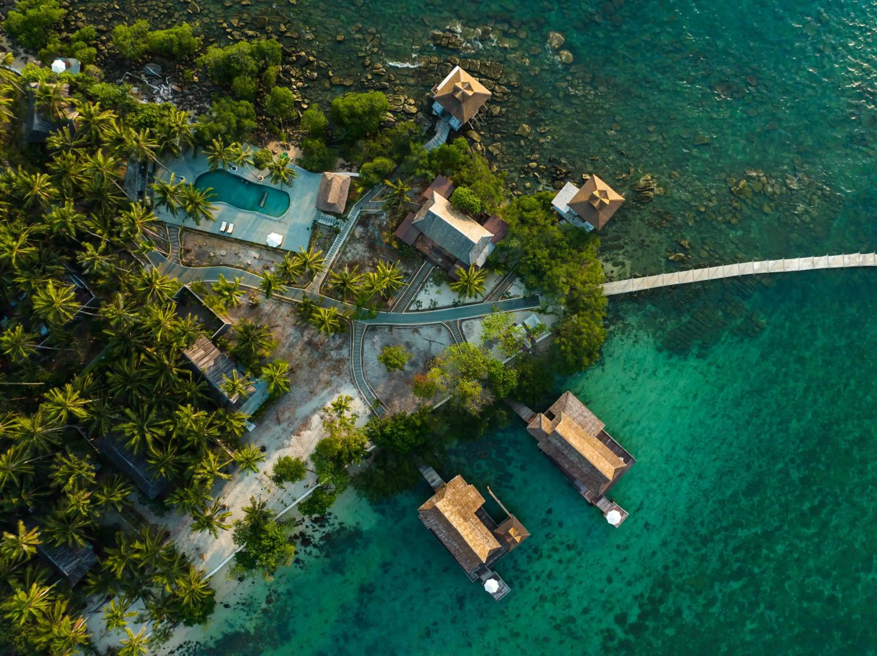 Bird's eye view in Full Moon Private Island