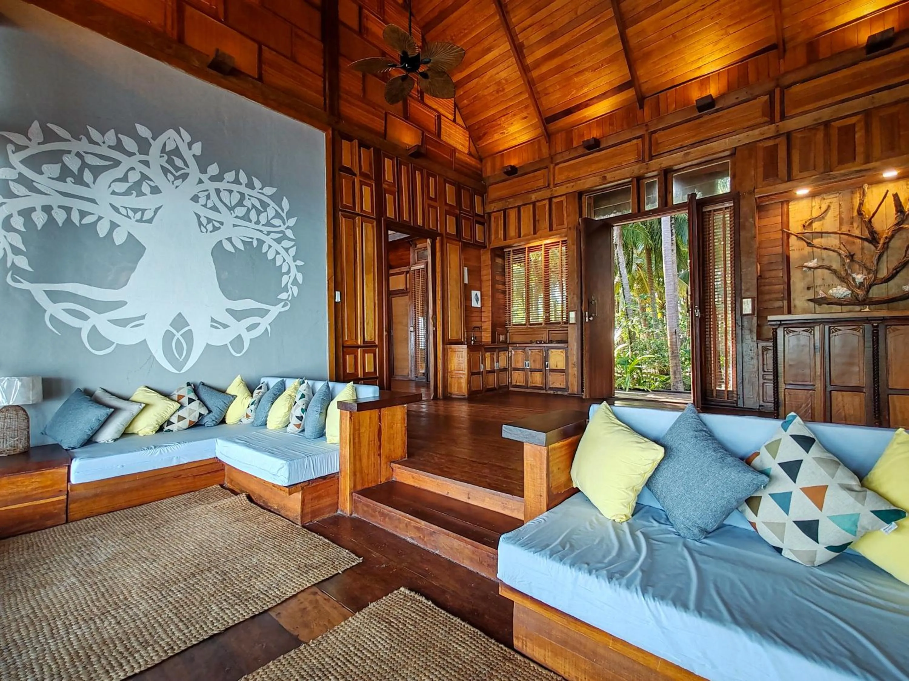 Living room in Full Moon Private Island