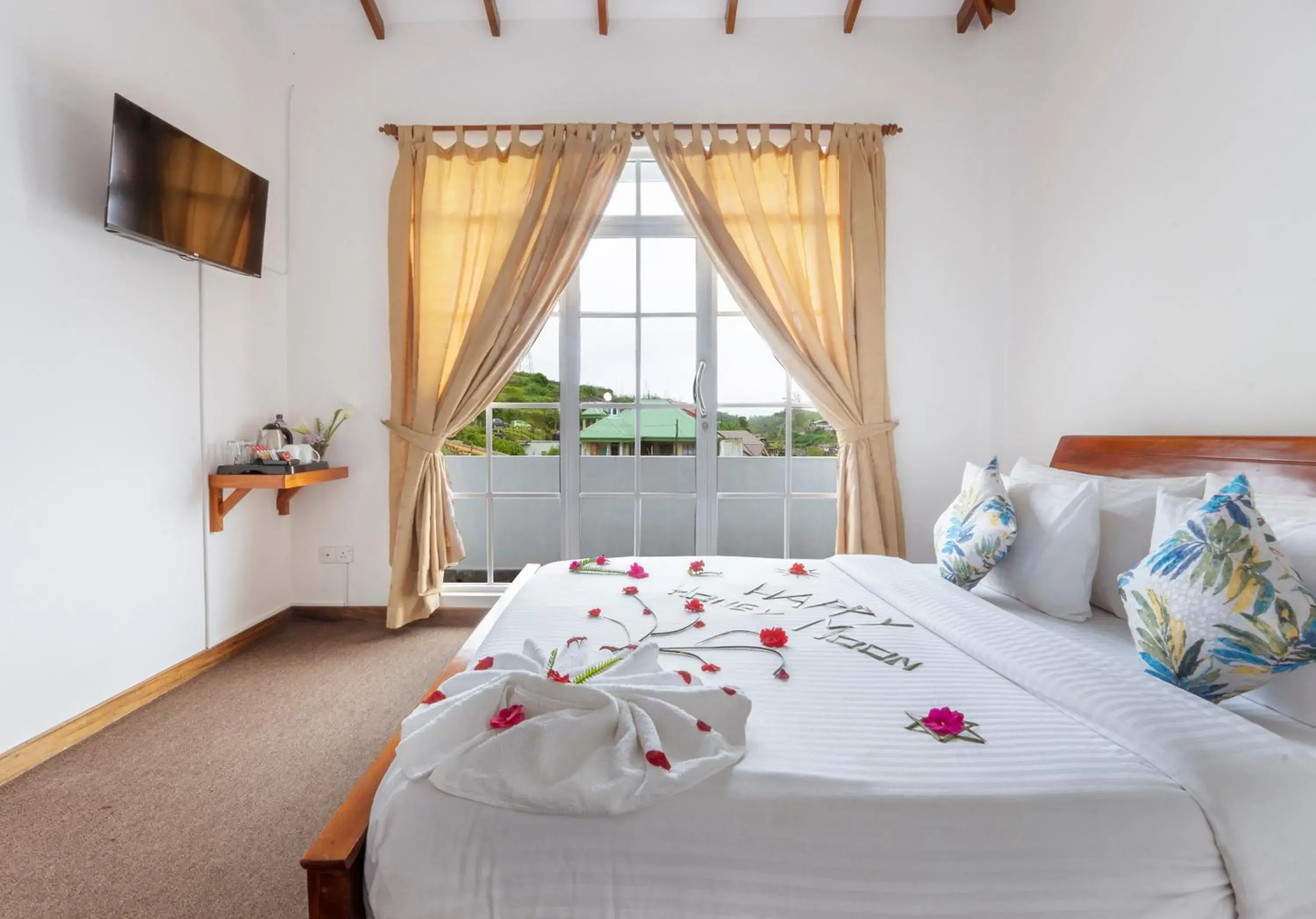 Decorative detail, Bed in Aaradhya Nuwara Eliya Decorative detail, Bed in Aaradhya Nuwara Eliya