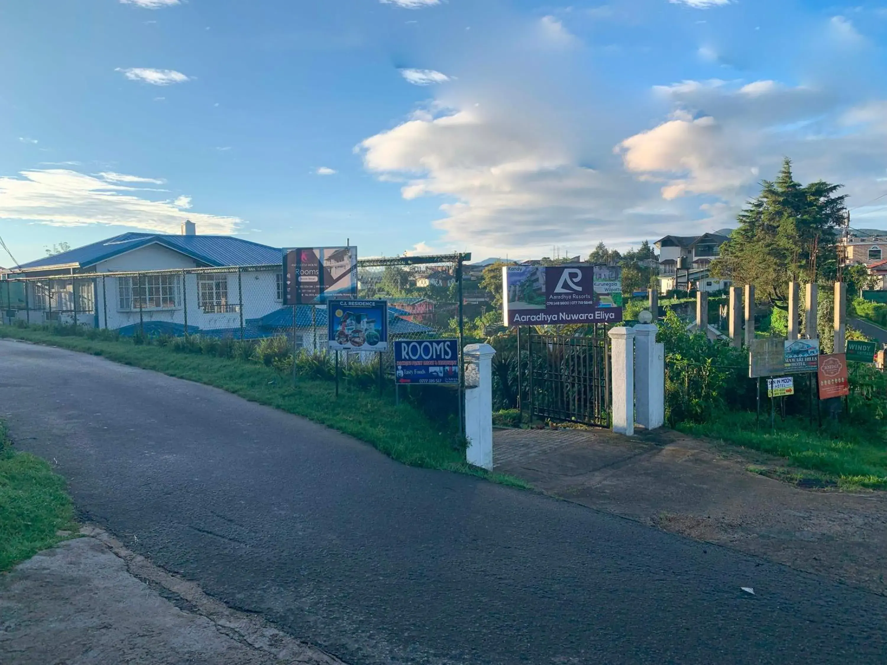 Facade/entrance in Aaradhya Nuwara Eliya Facade/entrance in Aaradhya Nuwara Eliya