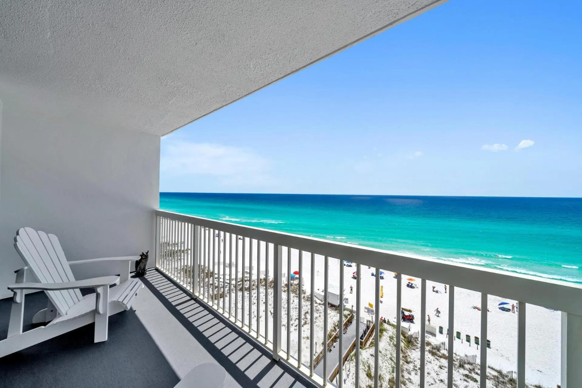 Patio, Sea View in Pelican Beach Resort by Colasan