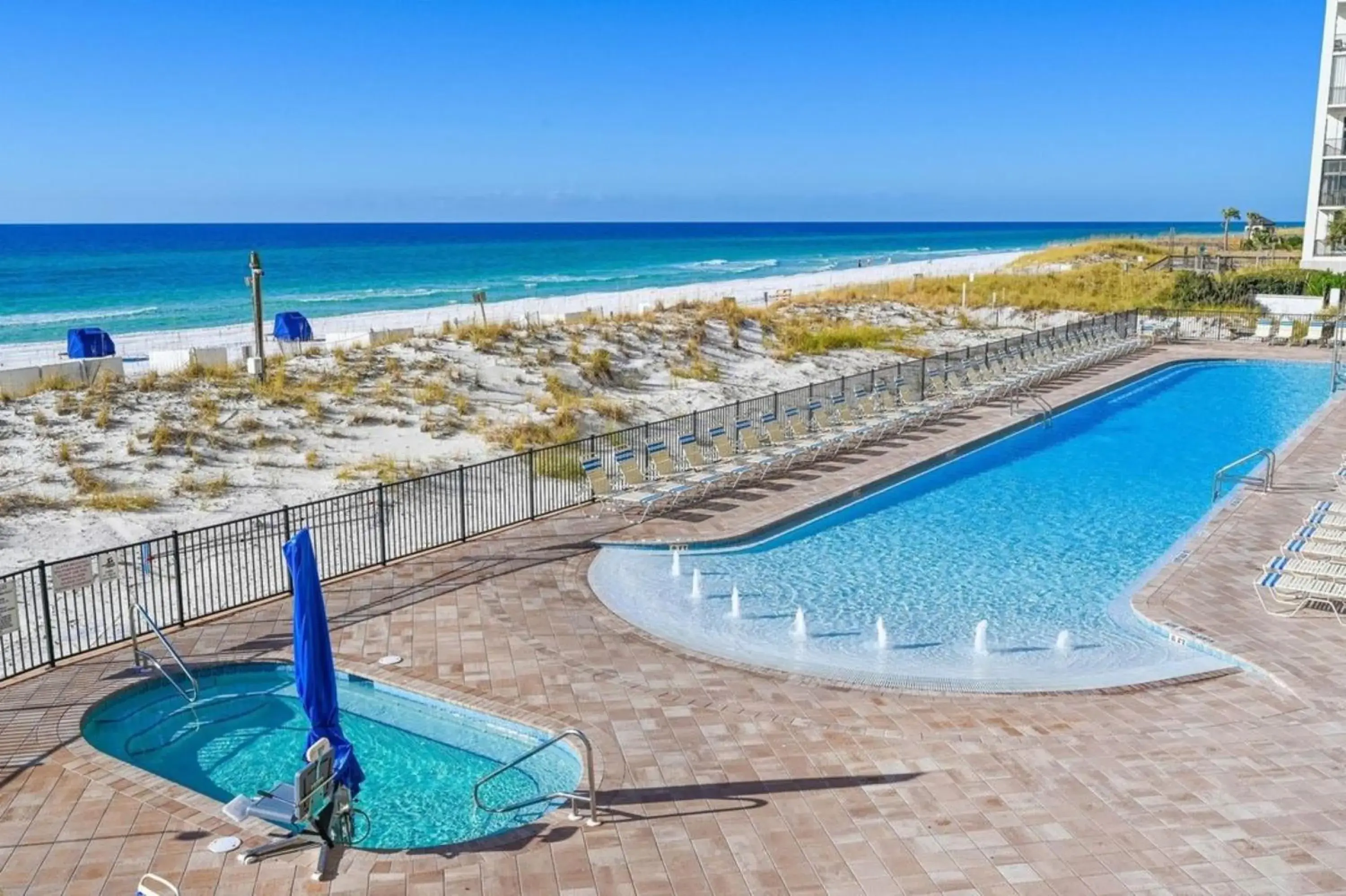 Hot Tub, Swimming Pool in Pelican Beach Resort by ResortQuest