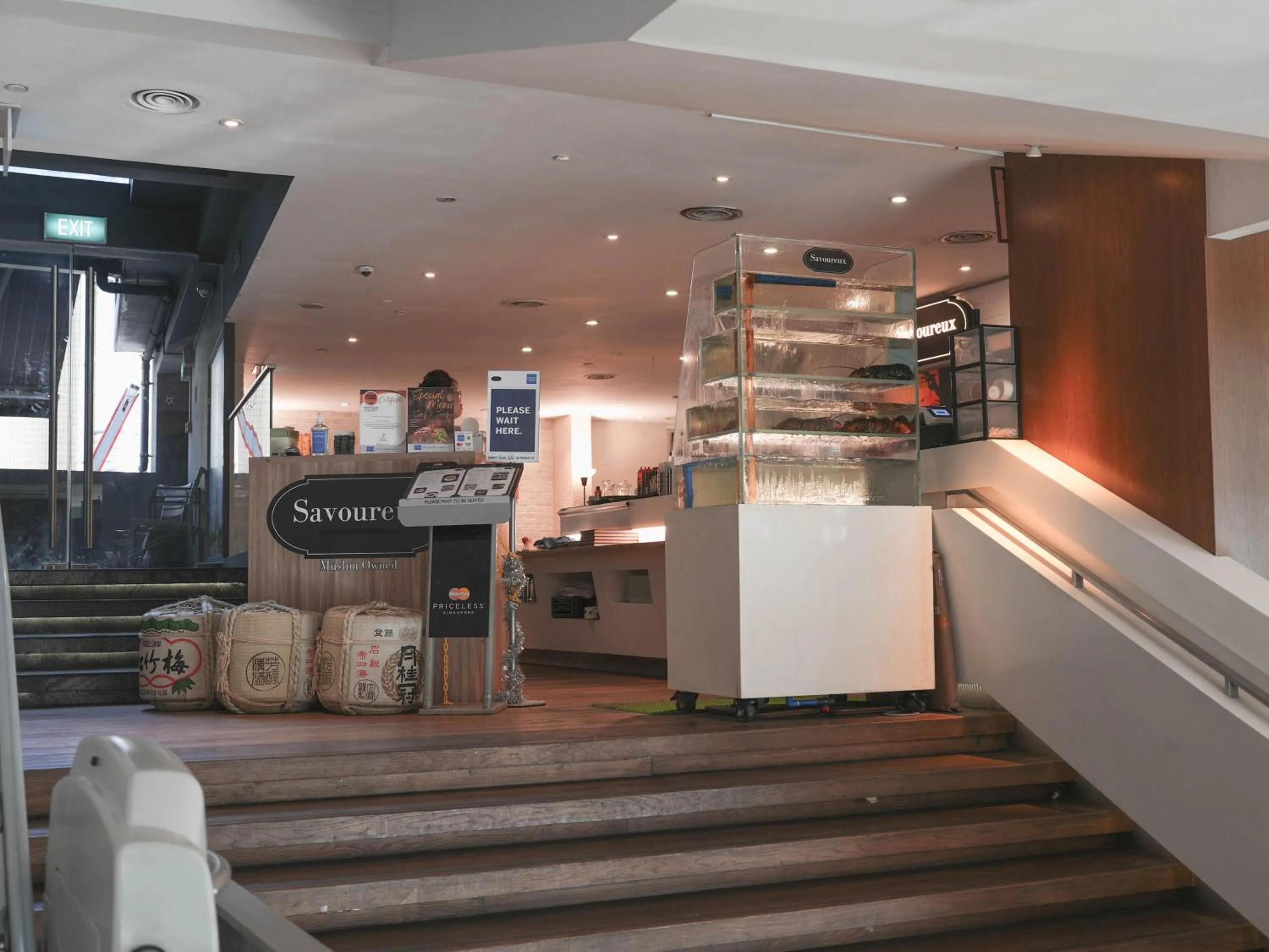 Amrise Hotel Kitchener, Check In 9PM, Check Out 8AM