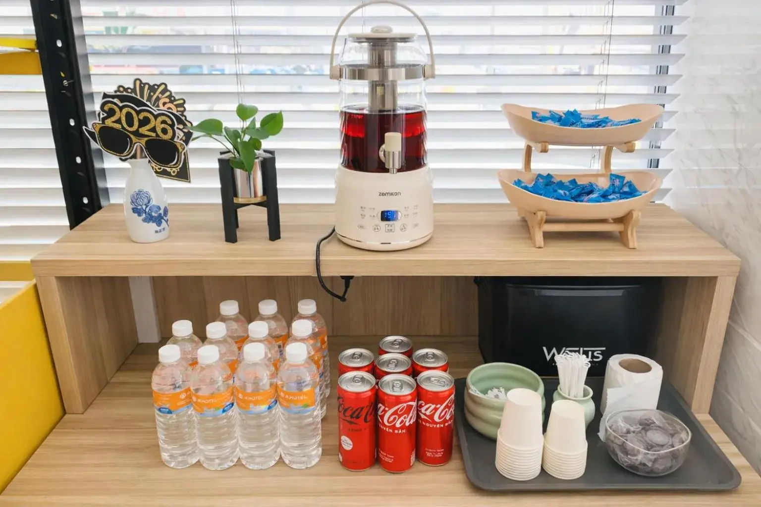 Amrise Hotel Kitchener, Check In 9PM, Check Out 8AM Amrise Hotel Kitchener, Check In 9PM, Check Out 8AM