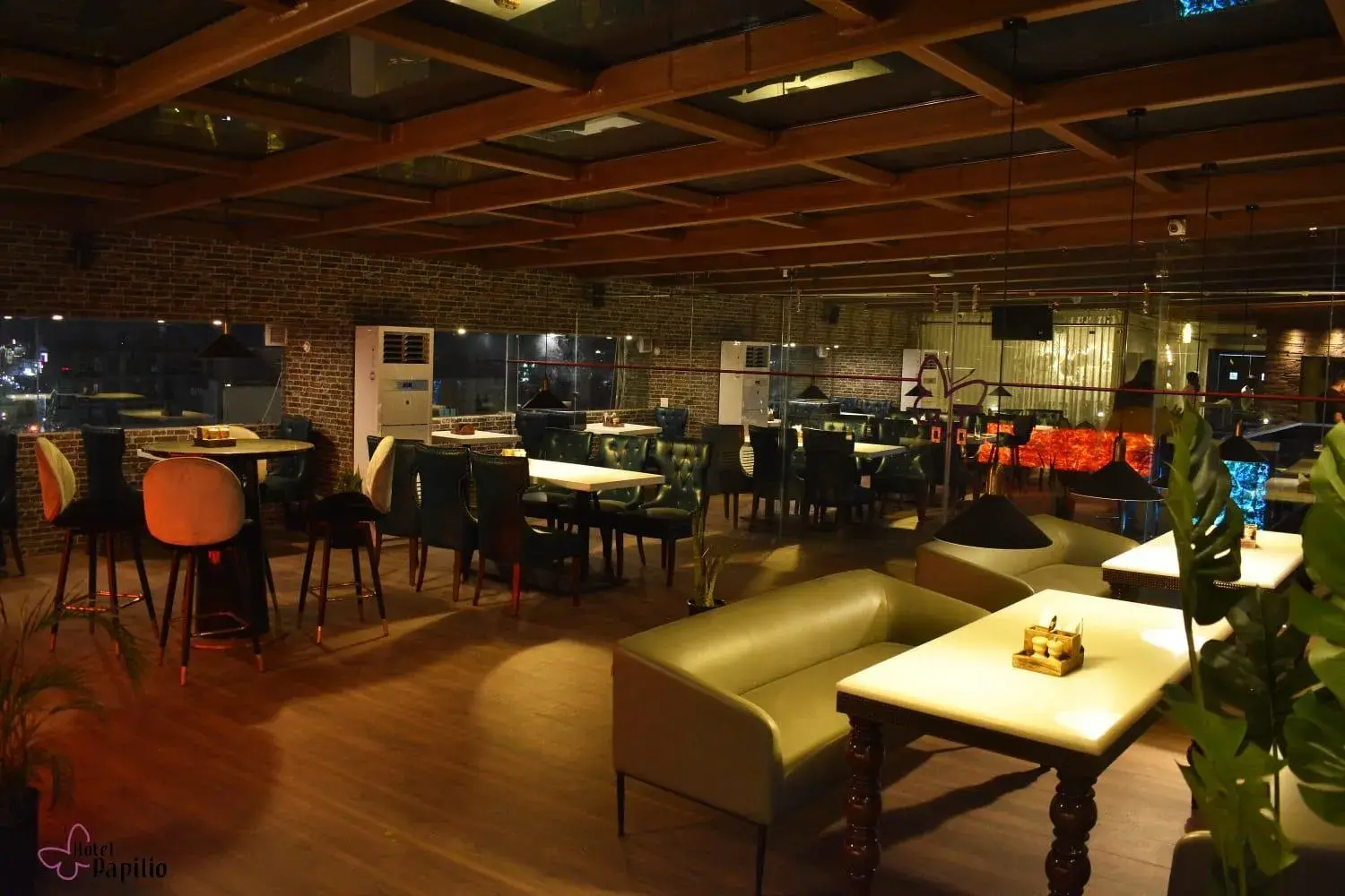 Restaurant/places to eat in HOTEL PAPILIO Restaurant/places to eat in HOTEL PAPILIO