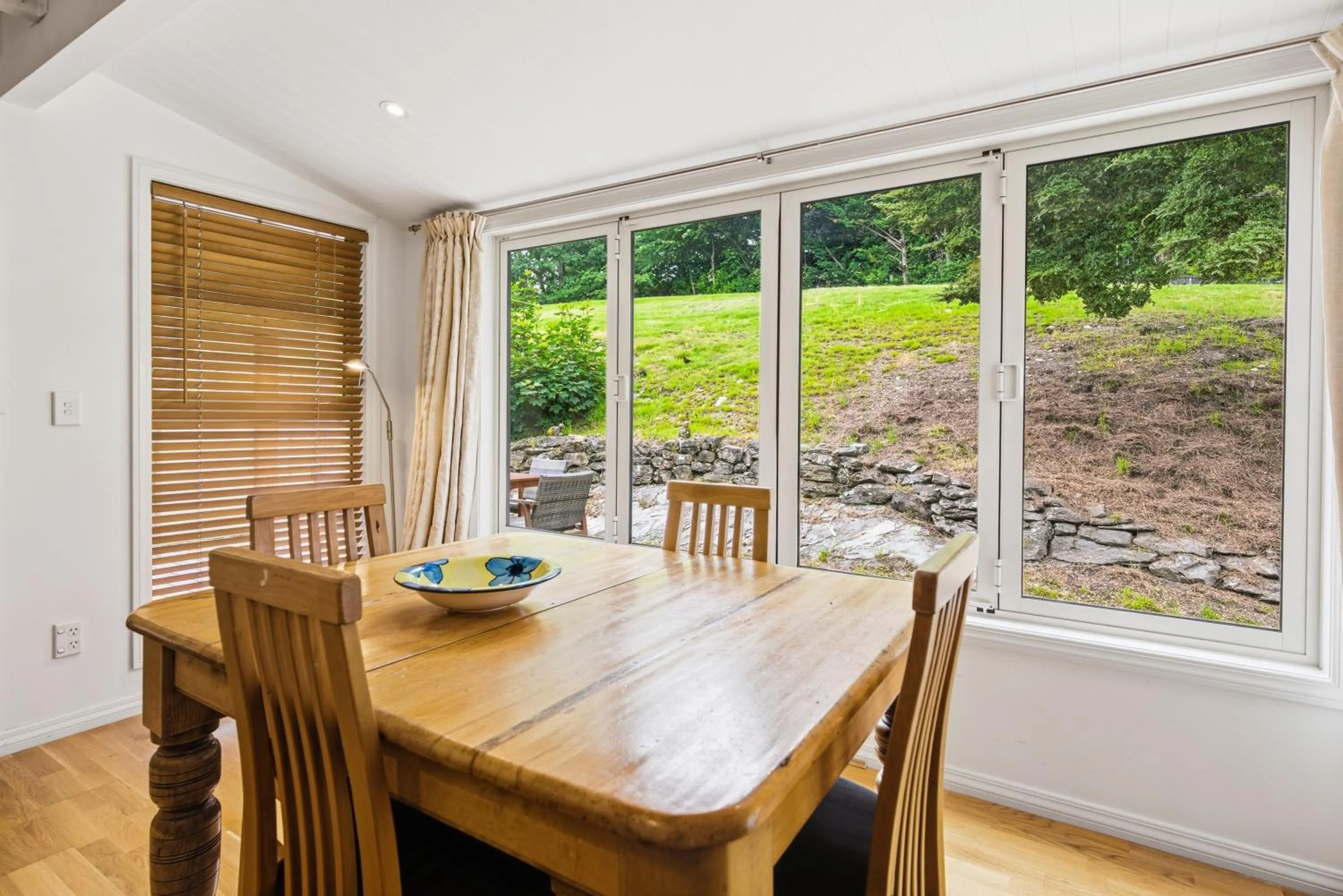 Dining area in Arrow Junction Cottage