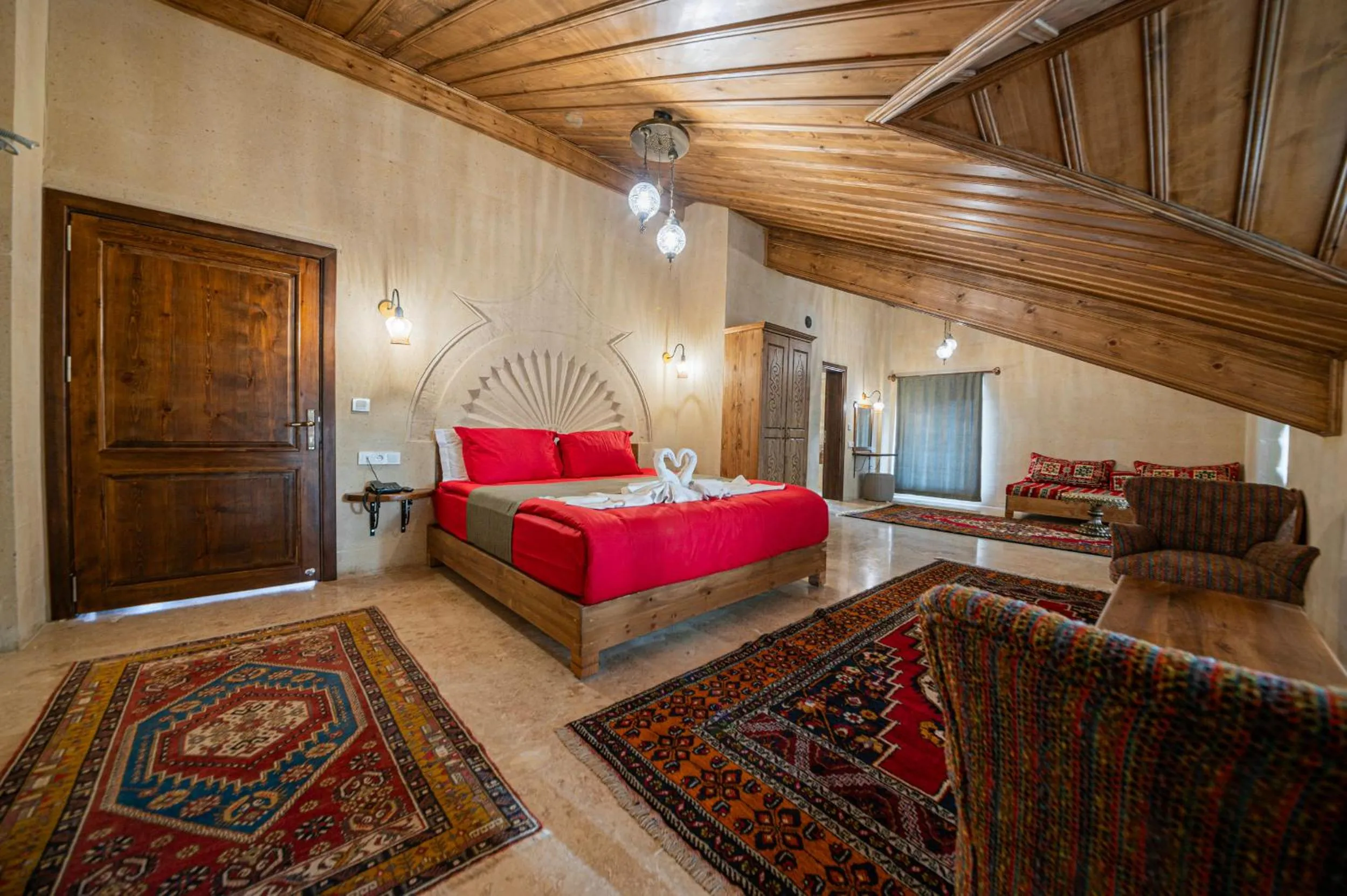 Photo of the whole room, Bed in Remus Romulus Cappadocia
