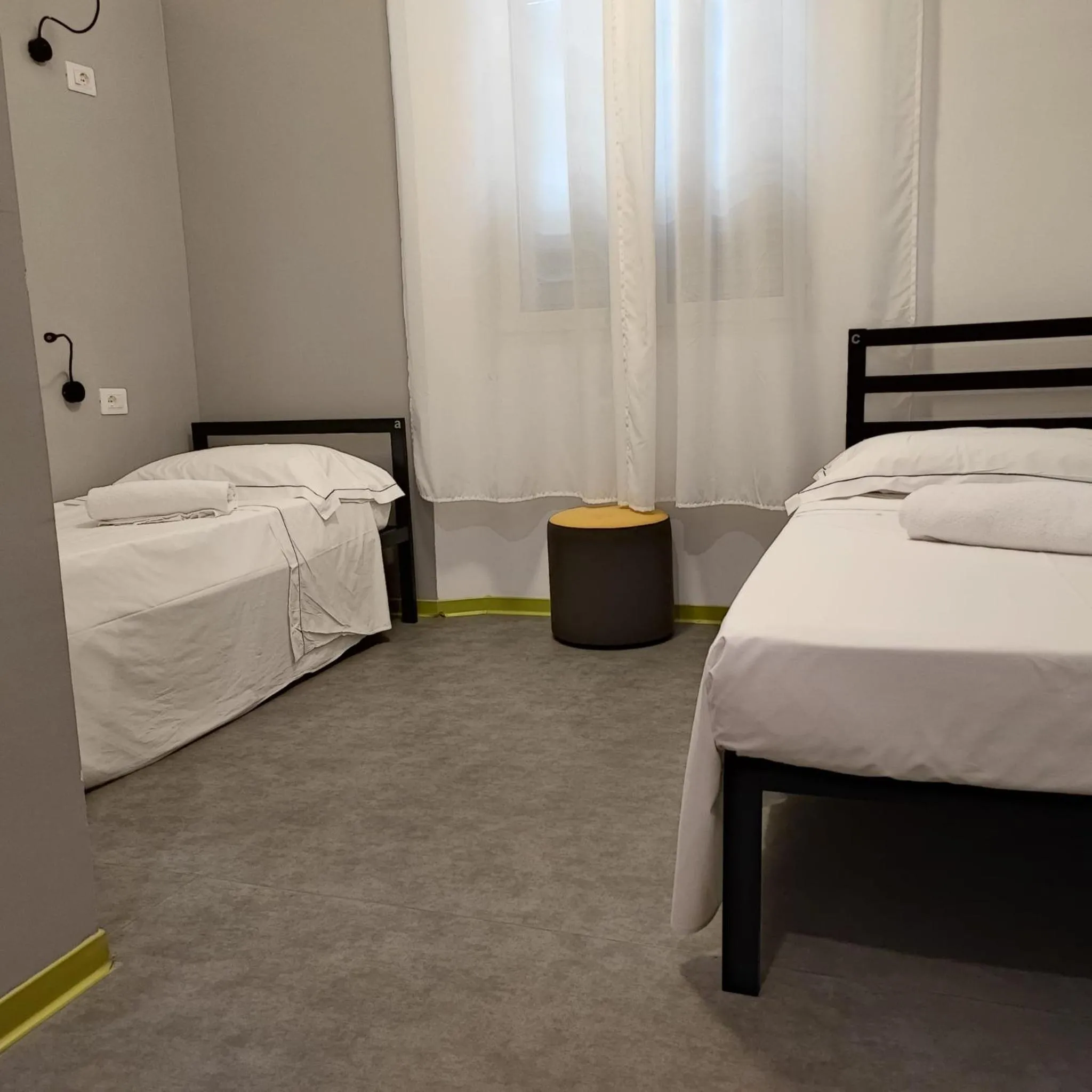 Twin Room - single occupancy - Disability Access in Bohoostel