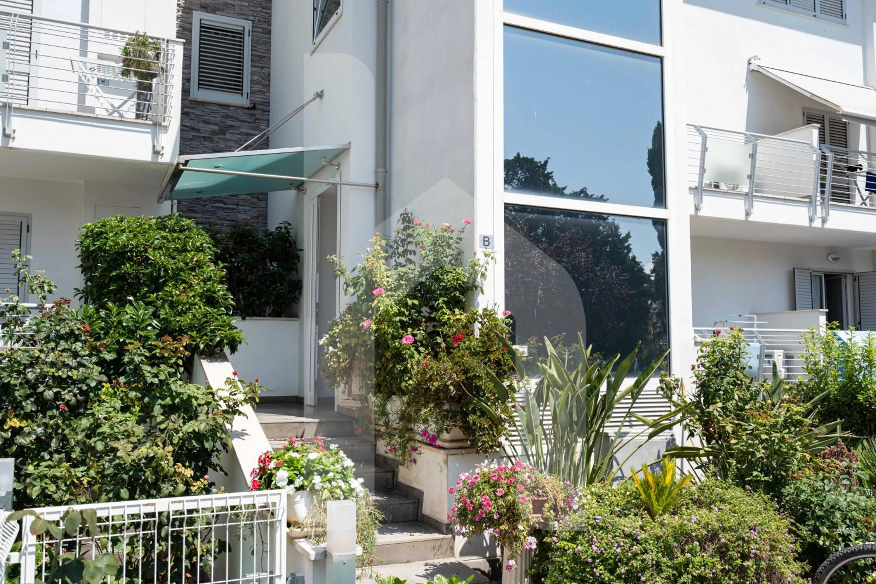 Garden in Homiday - Residence Mykonos