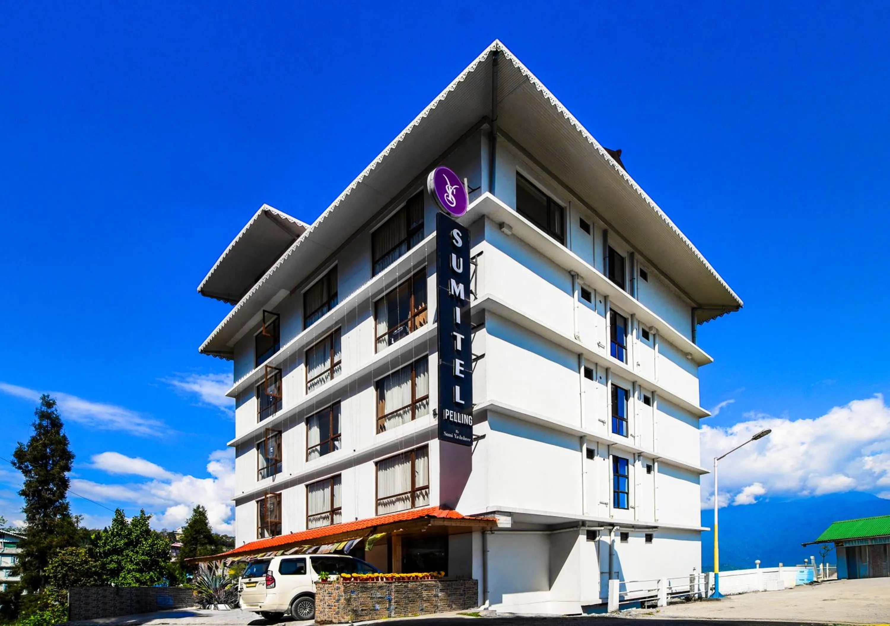 Property building in Sumitel Pelling