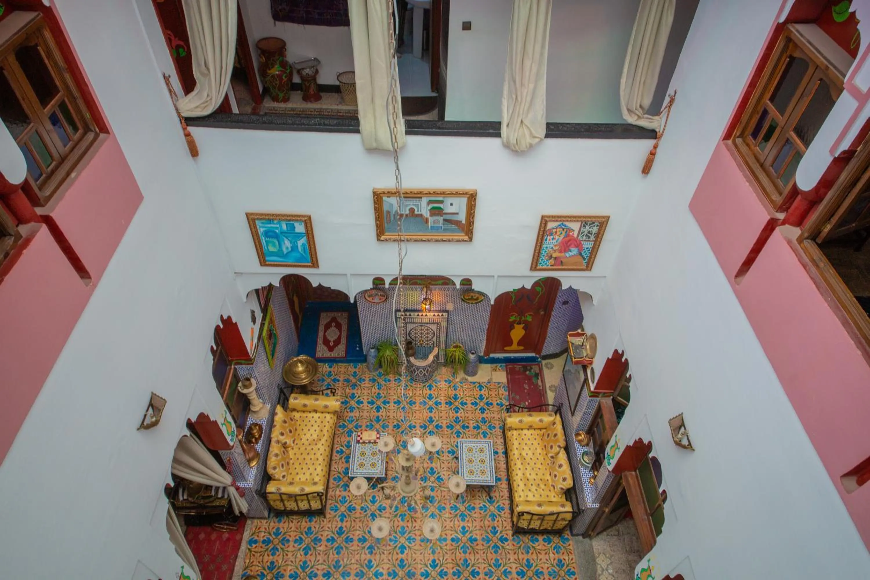 Patio in Maison Adam