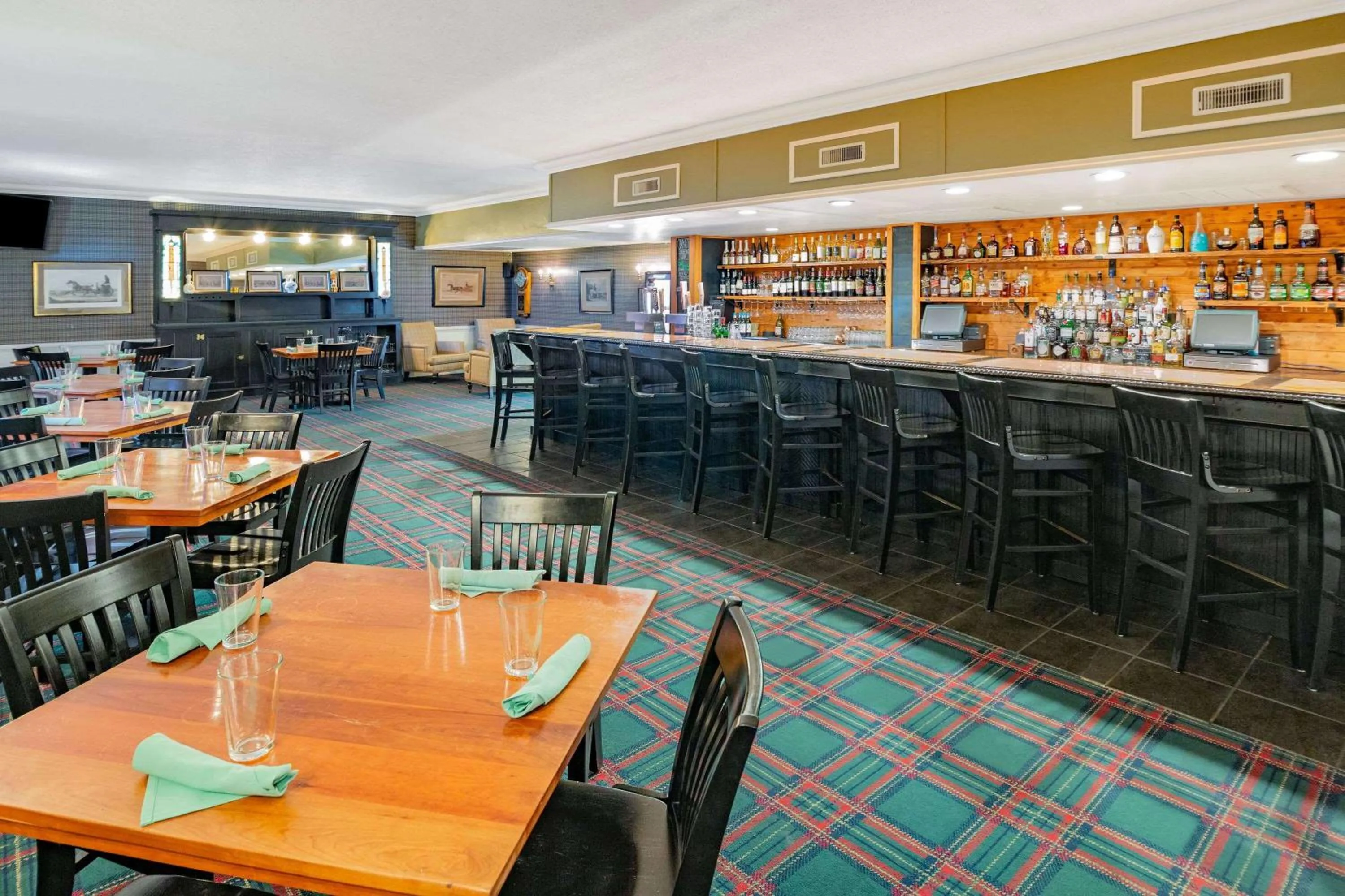 Lounge or bar in Natural Bridge Hotel, Trademark Collection by Wyndham