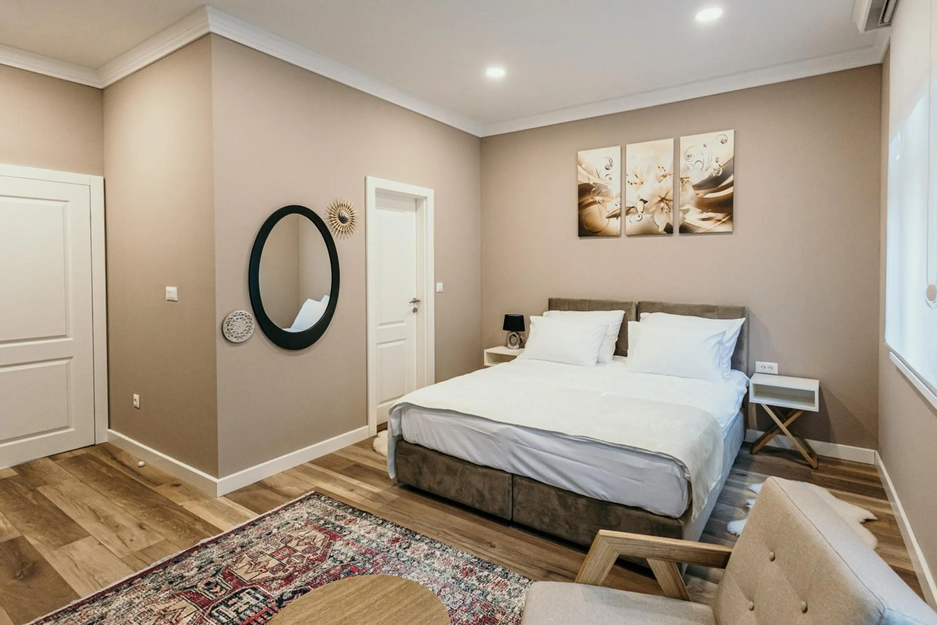 Bed in Pansion "Fawlty Towers" Sarajevo