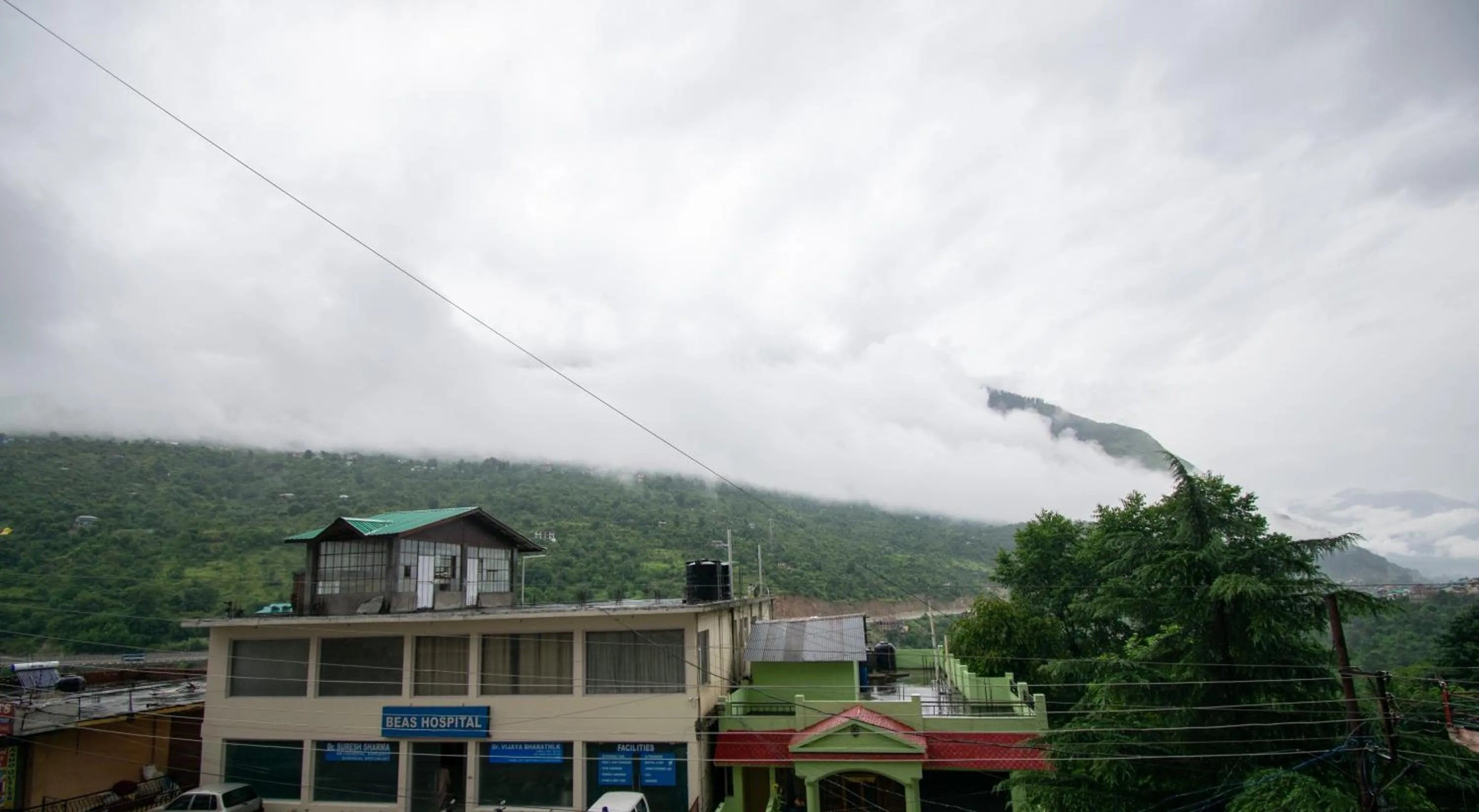 Mountain view in Octave Himalayan Hamlet