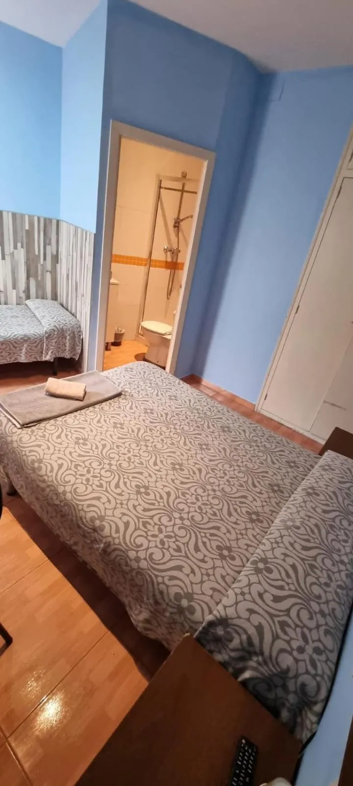 Bed in Pension Suiza
