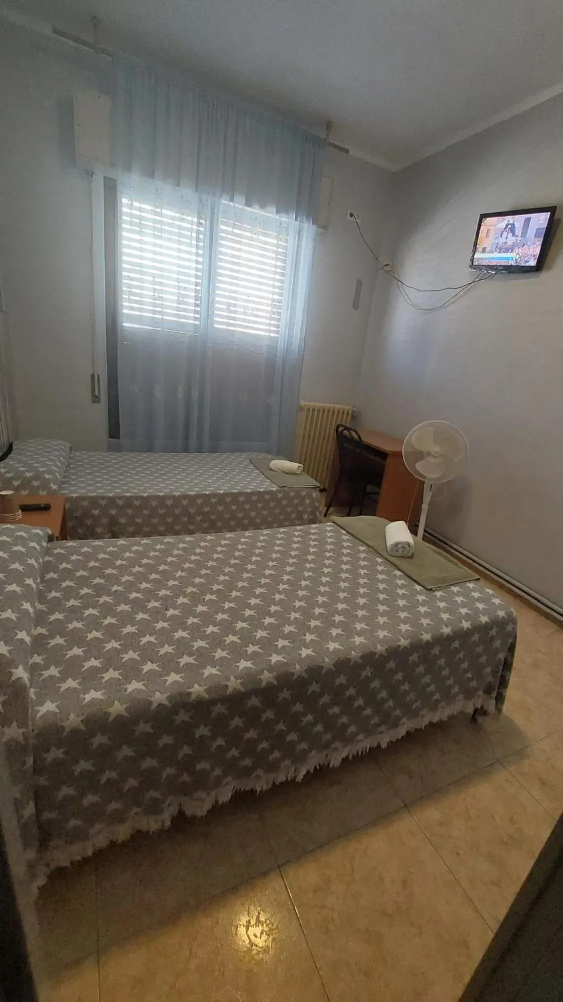 Bed in Pension Suiza