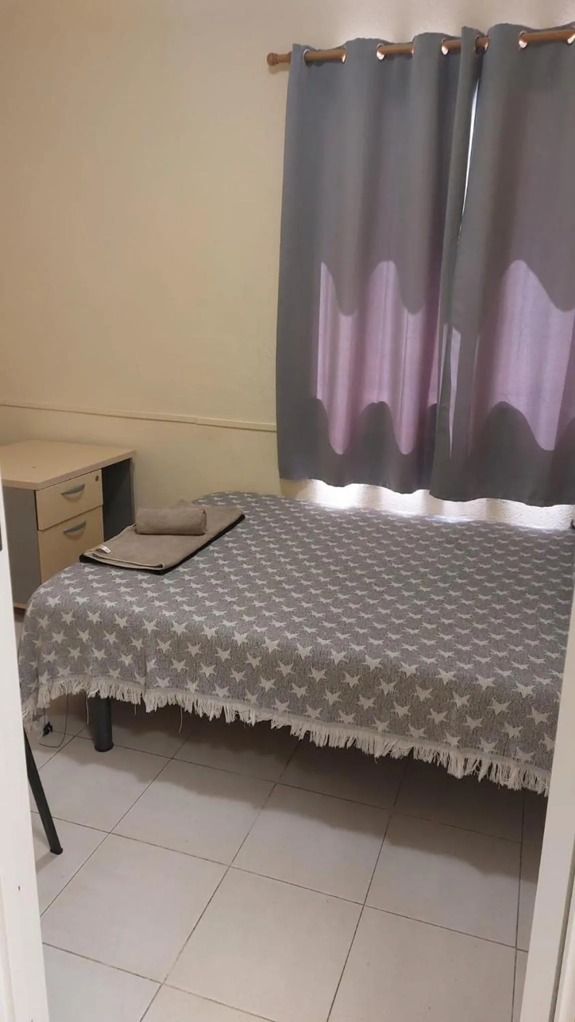 Bed in Pension Suiza