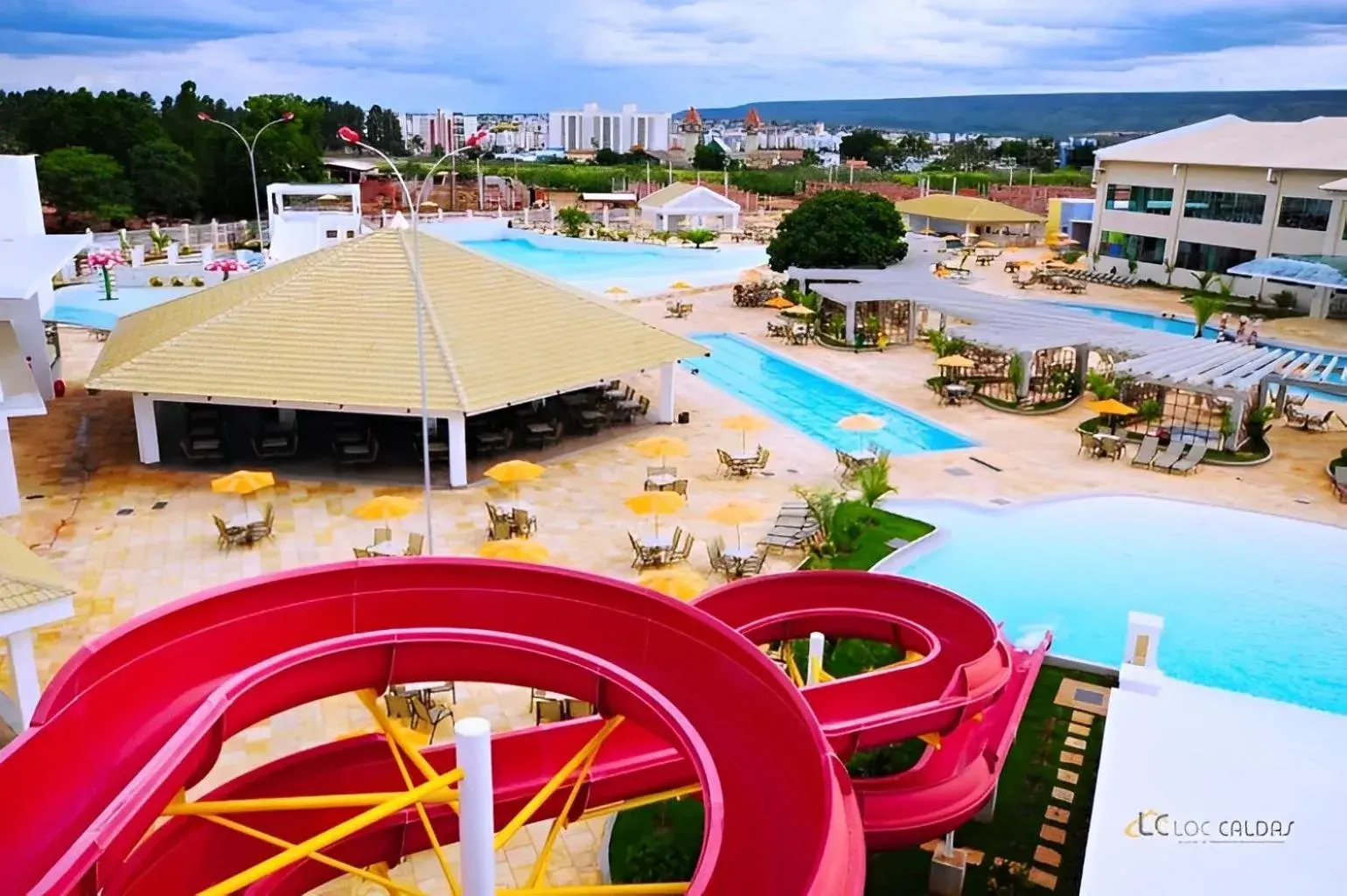 Lacqua diRoma com Parque Aquático e Cozinha Lacqua diRoma com Parque Aquático e Cozinha