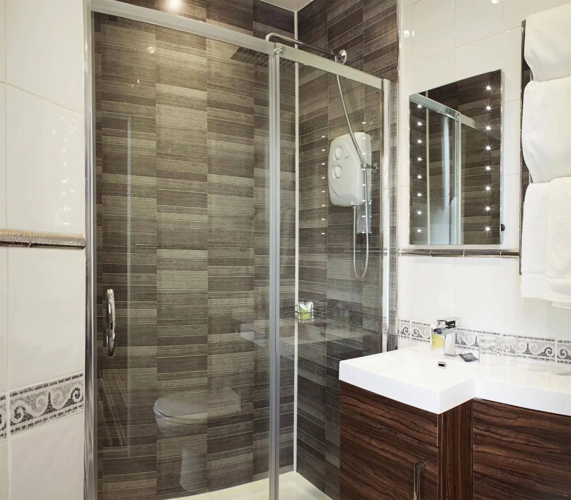 Double Room Ensuite in Ashburton House - B&B Double Room Ensuite in Ashburton House - B&B