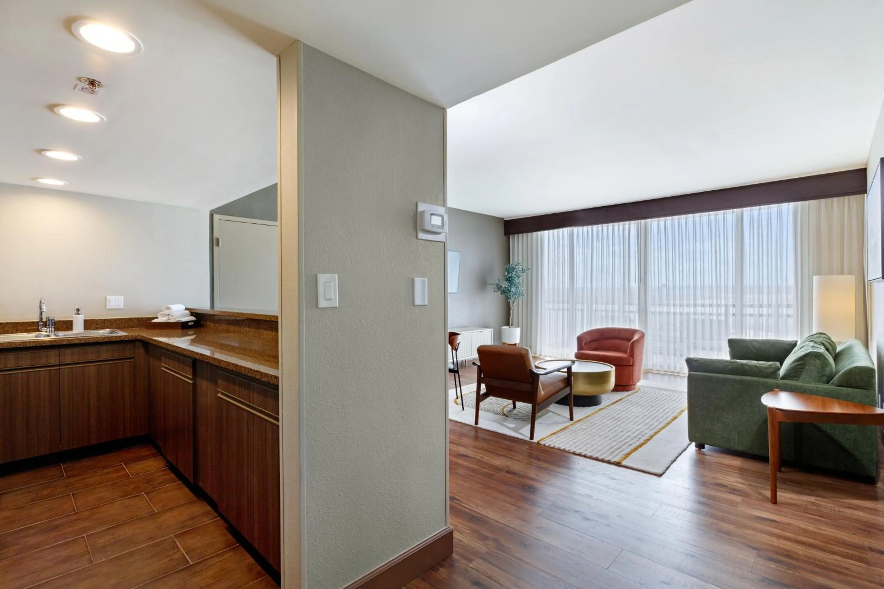 Living room in Wyndham San Diego Bayside