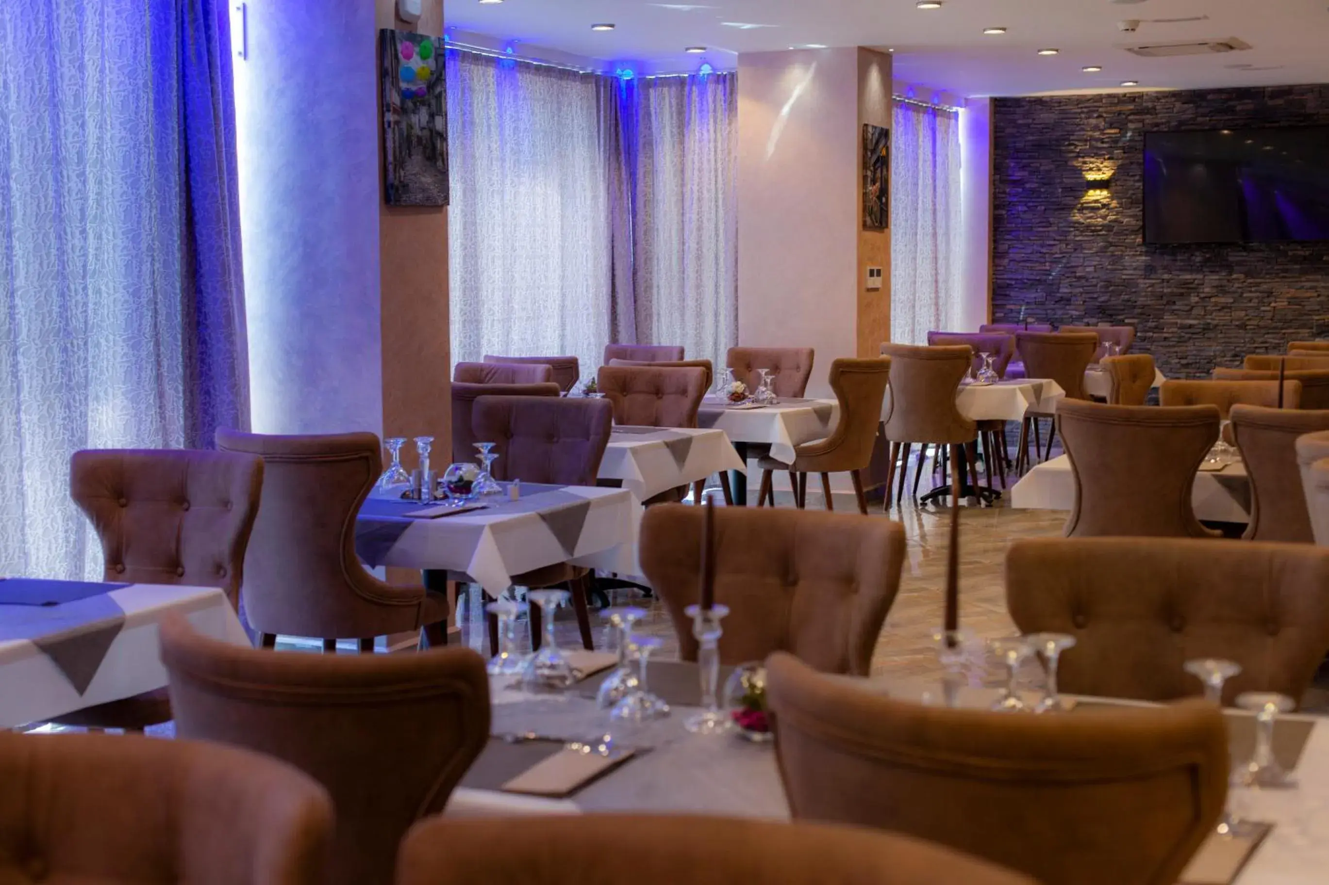 BN HOTEL BLIDA BN HOTEL BLIDA