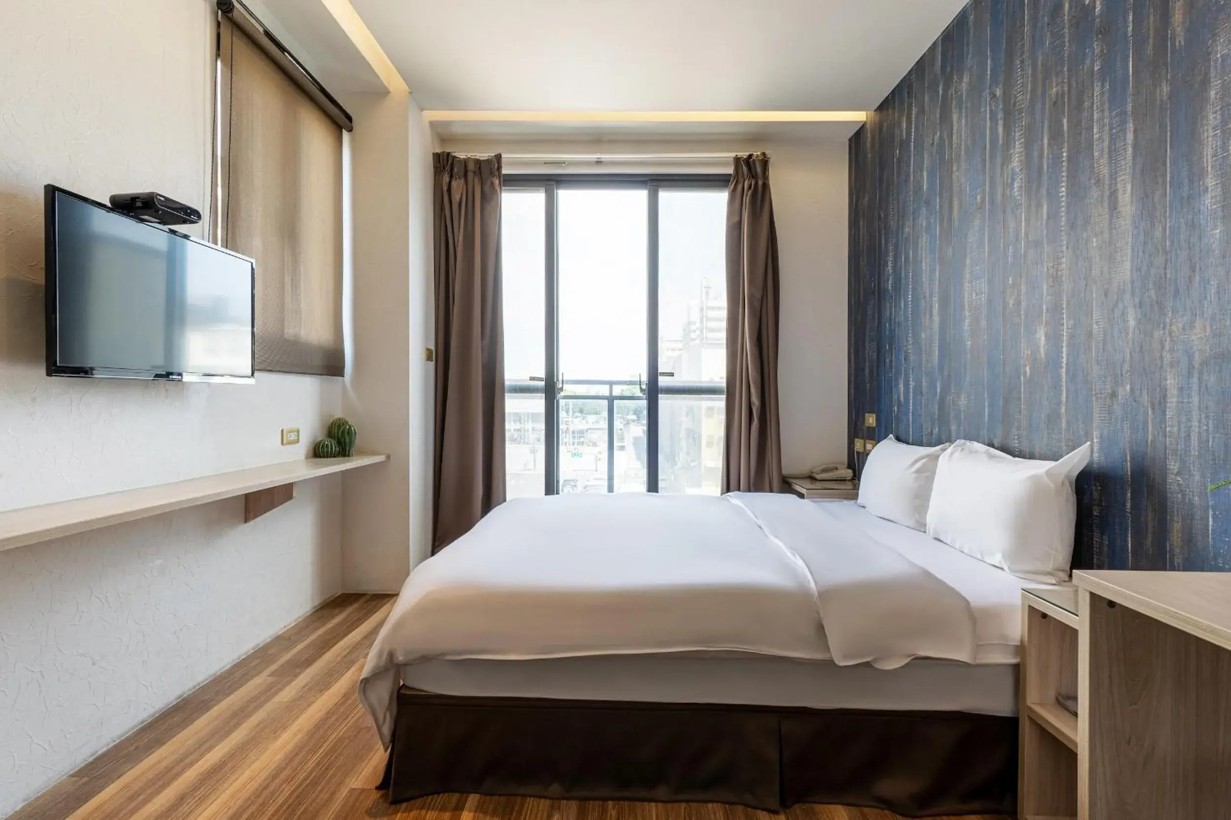 Bed in CHECK inn Express Taichung FuXing Hall 2 Bed in CHECK inn Express Taichung FuXing Hall 2