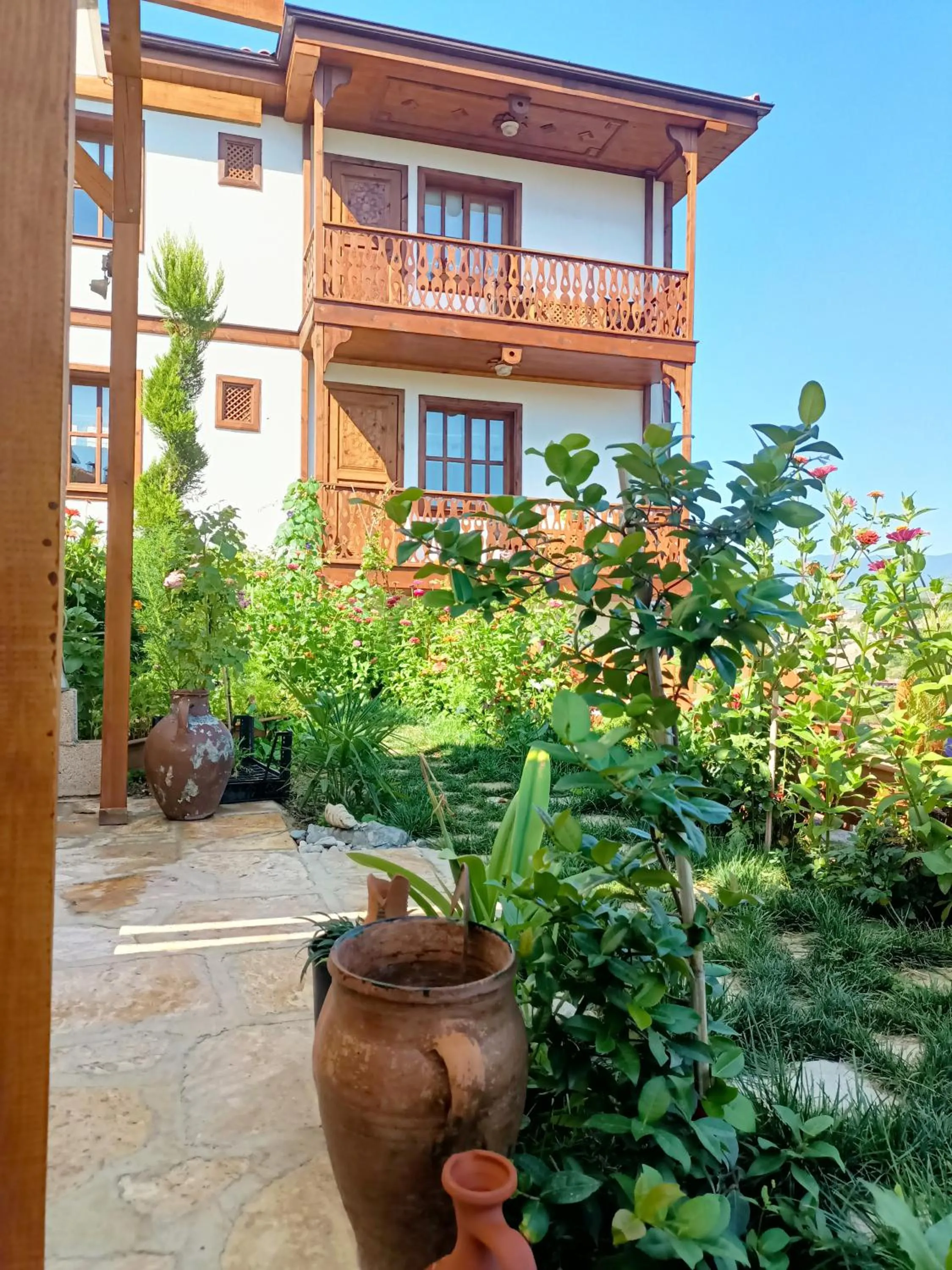Spring in Manzara Konak Otel
