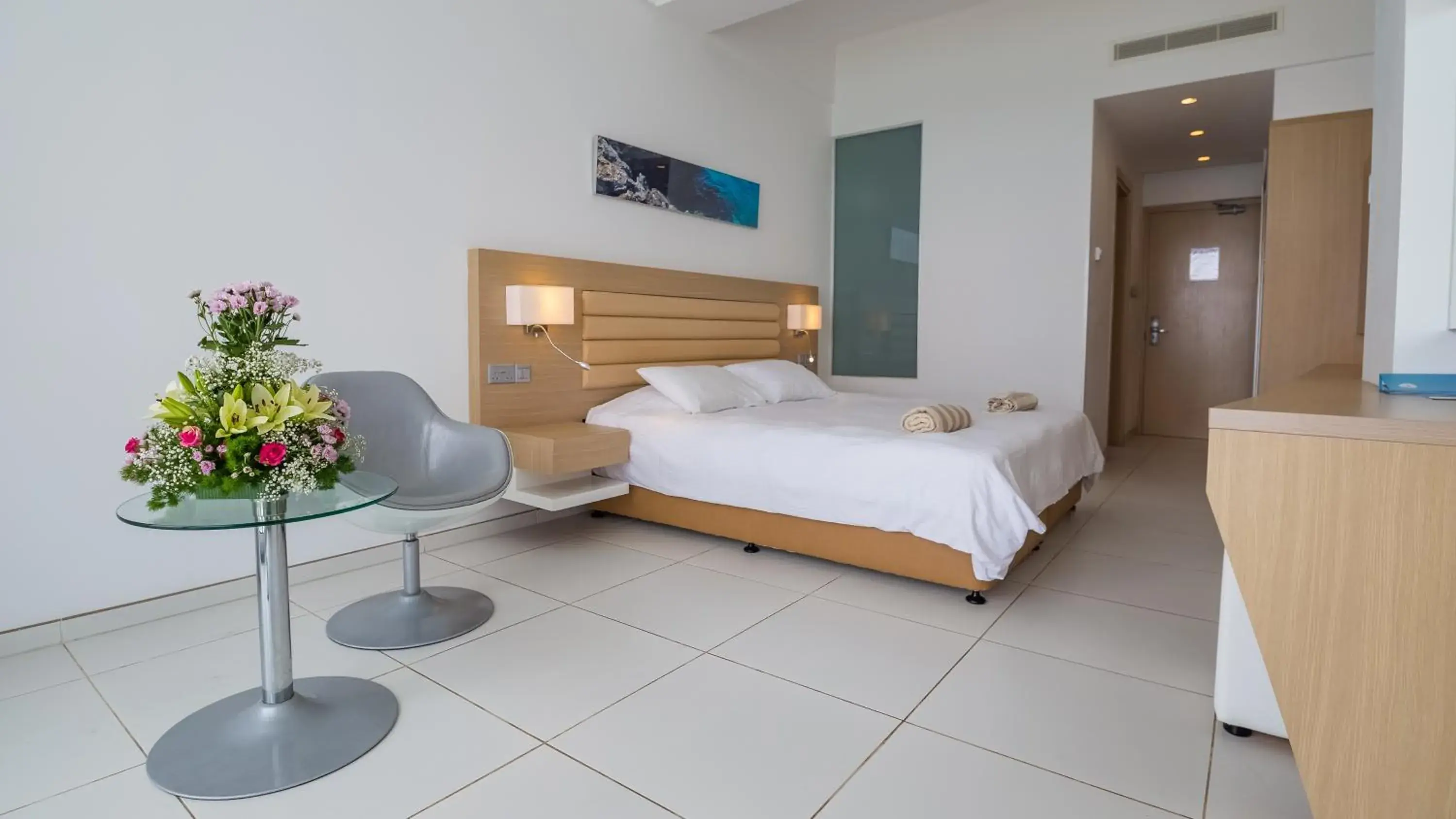 Photo of the whole room, Bed in Vrissaki Beach Hotel Photo of the whole room, Bed in Vrissaki Beach Hotel