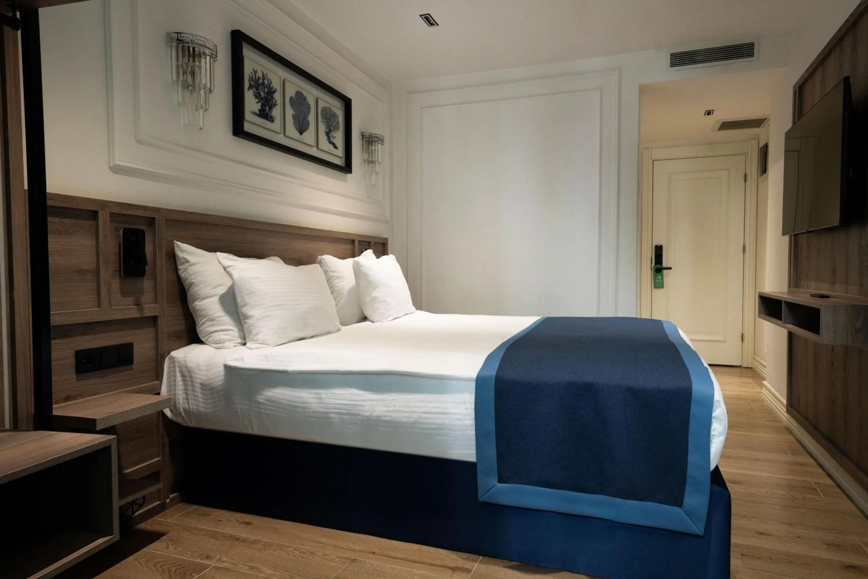 Bed in Mona Bosphorus