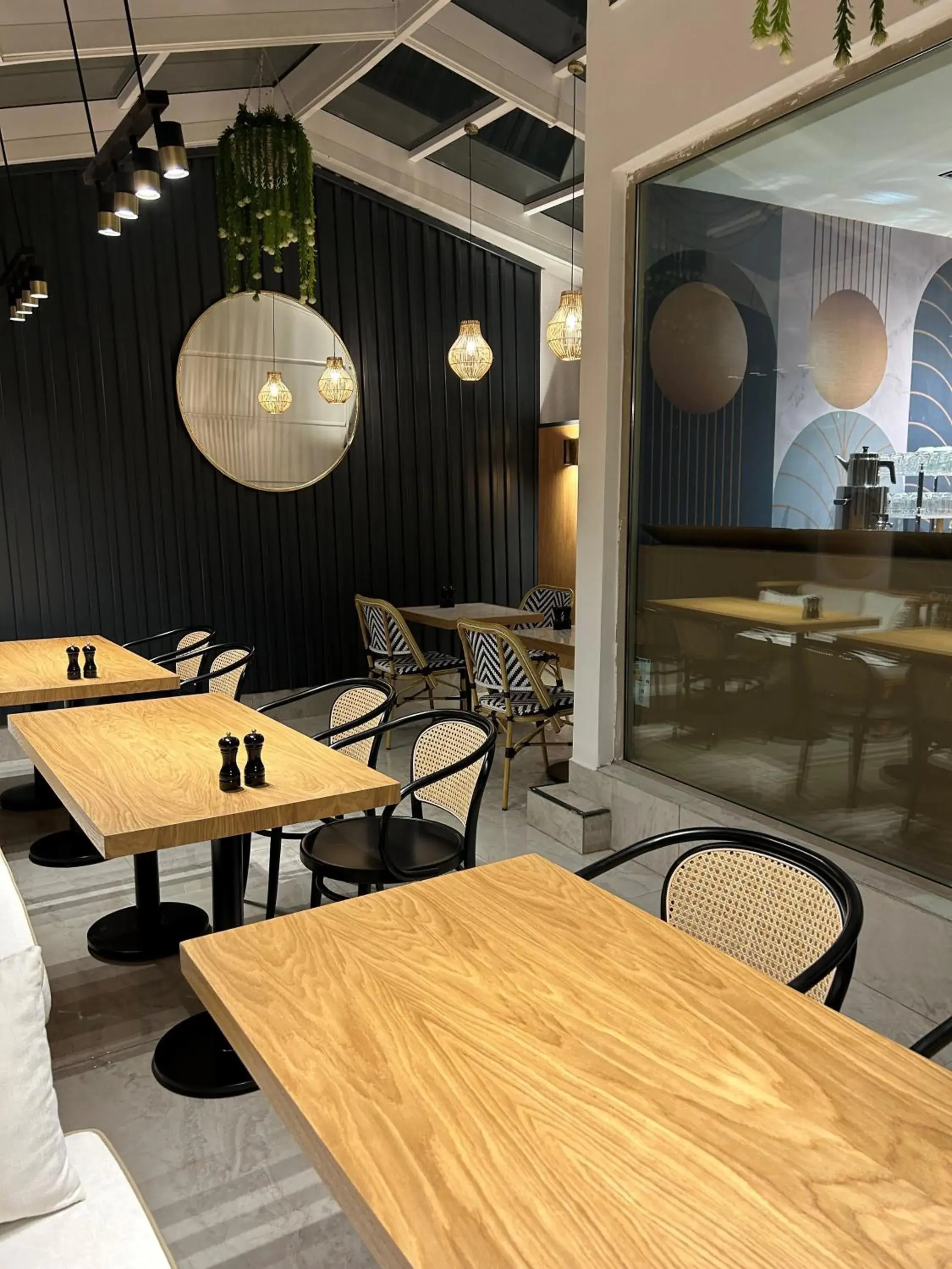 Mona Bosphorus Mona Bosphorus