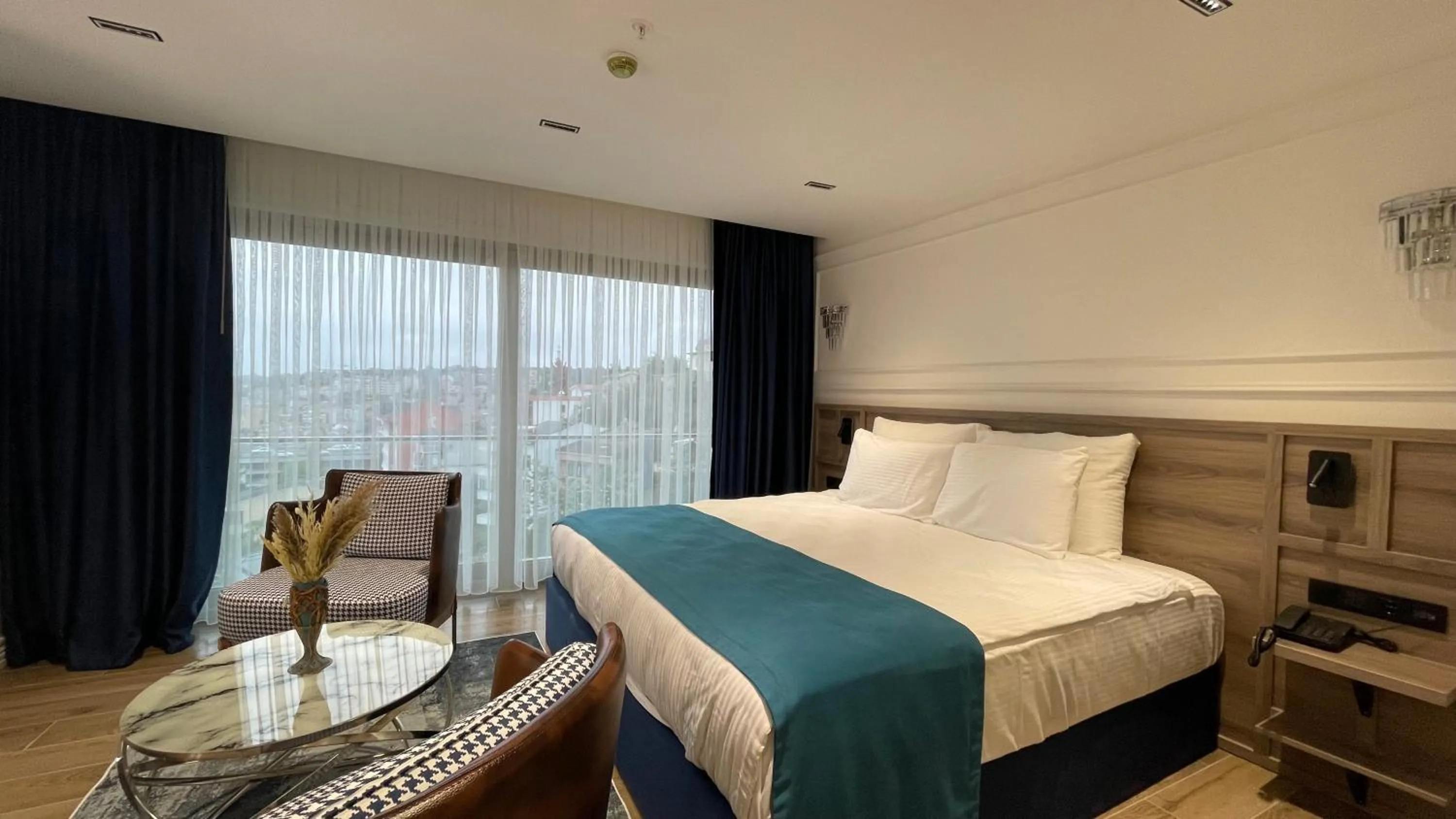 Bed in Mona Bosphorus