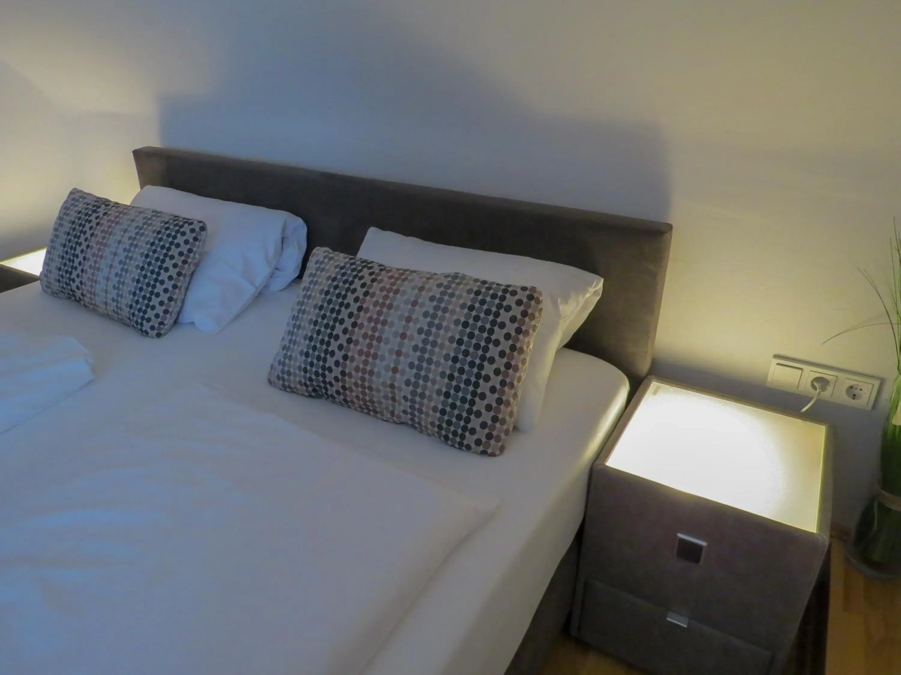 Double Room (Flexible Rate) - single occupancy in Hotel Saarblick Mettlach Double Room (Flexible Rate) - single occupancy in Hotel Saarblick Mettlach
