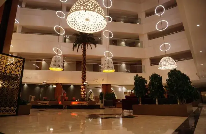 LYNATEL PALACE LYNATEL PALACE