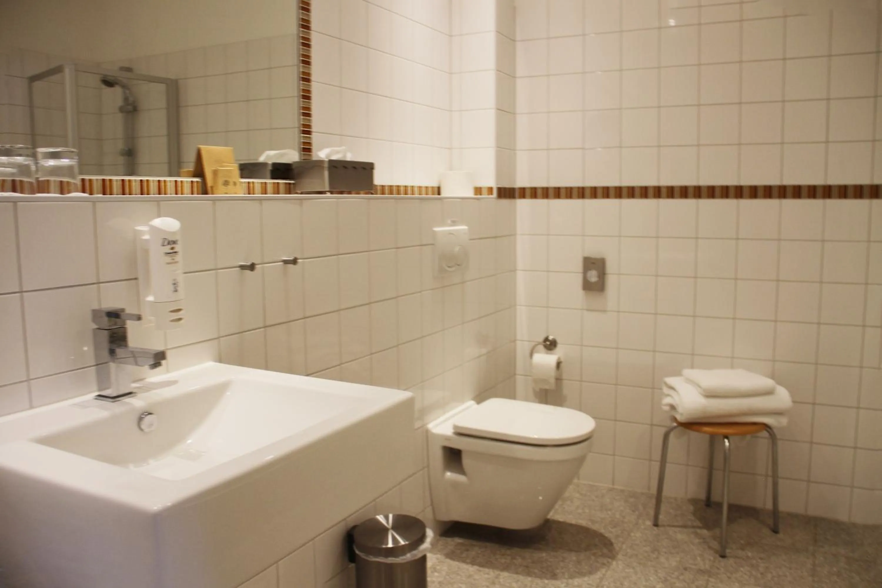 Bathroom in Kur-& Landhotel Borstel - Treff