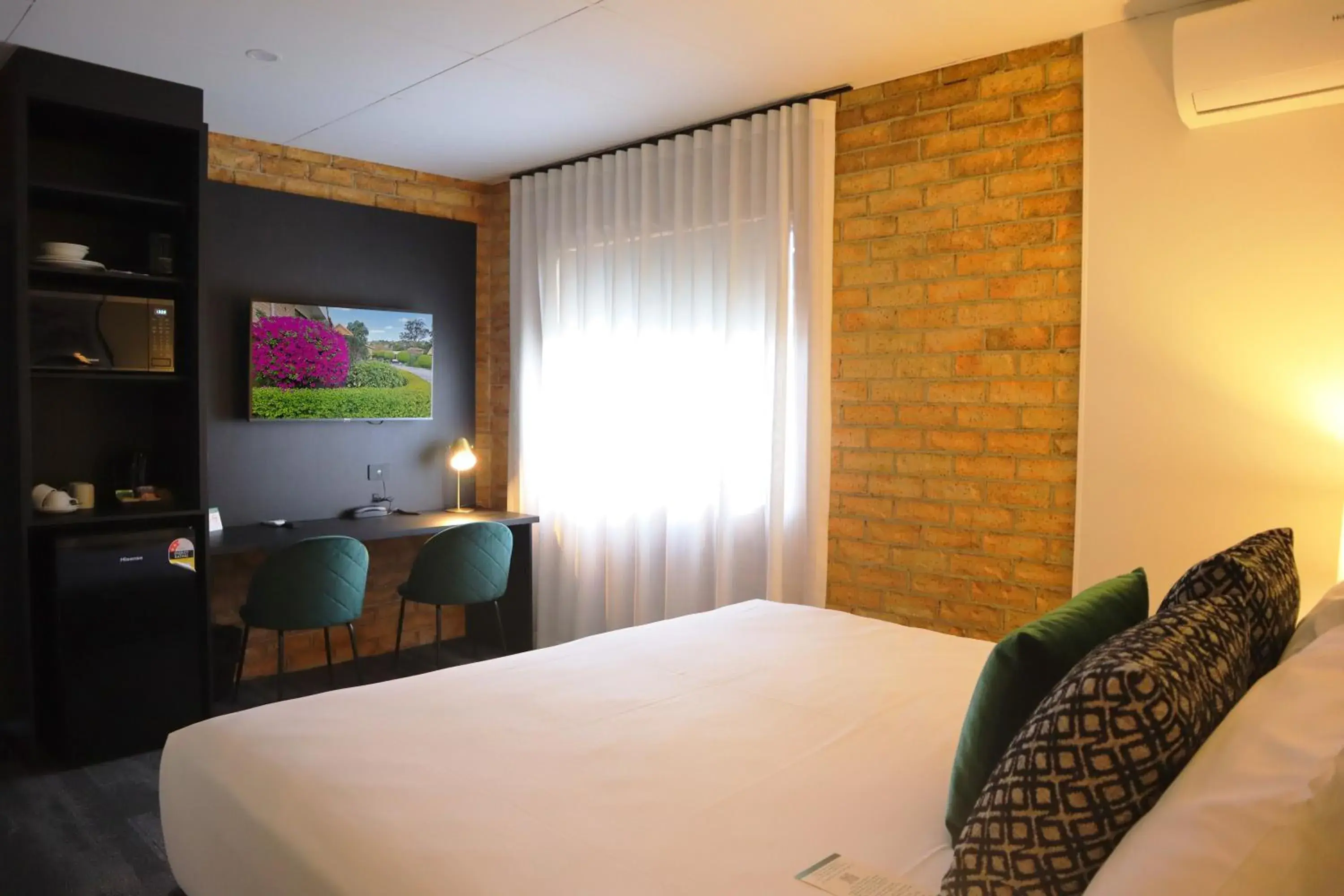 Bed in Quality Hotel Robertson Gardens Bed in Quality Hotel Robertson Gardens