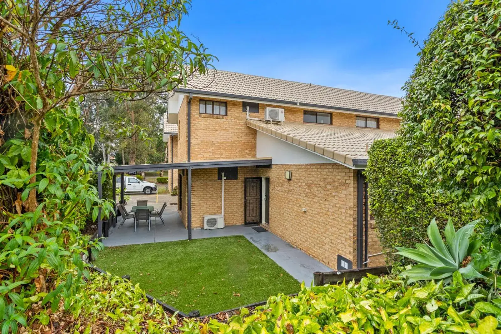 Two-Bedroom Villa in Quality Hotel Robertson Gardens Two-Bedroom Villa in Quality Hotel Robertson Gardens