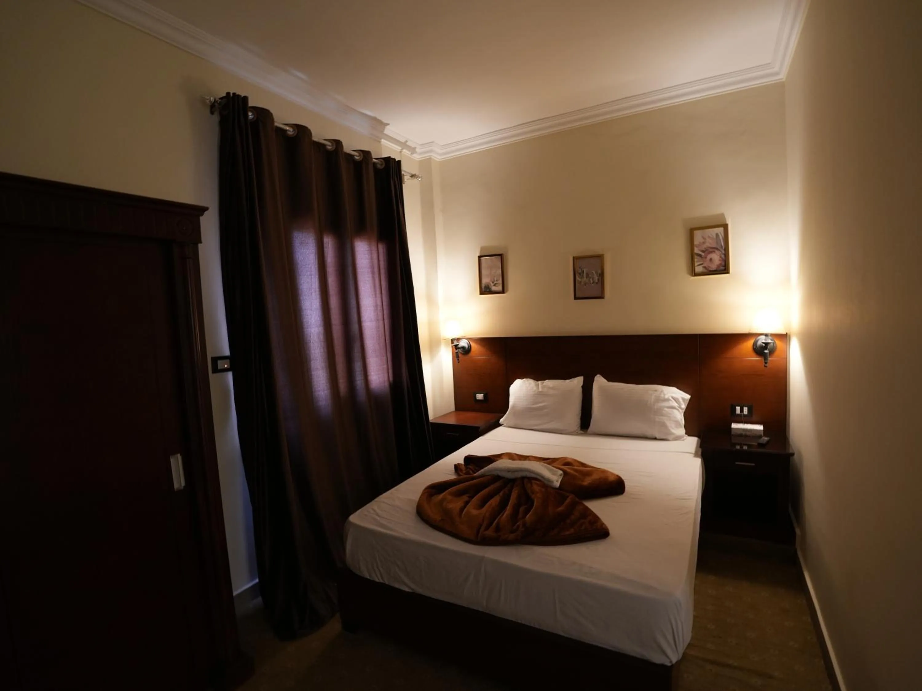 Bed in Montana Hotel