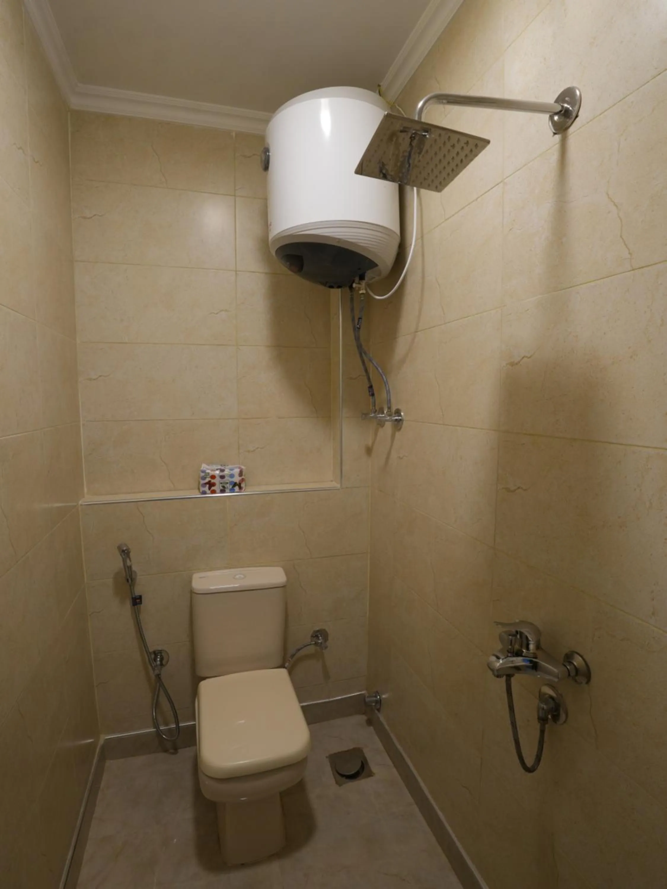 Shower in Montana Hotel