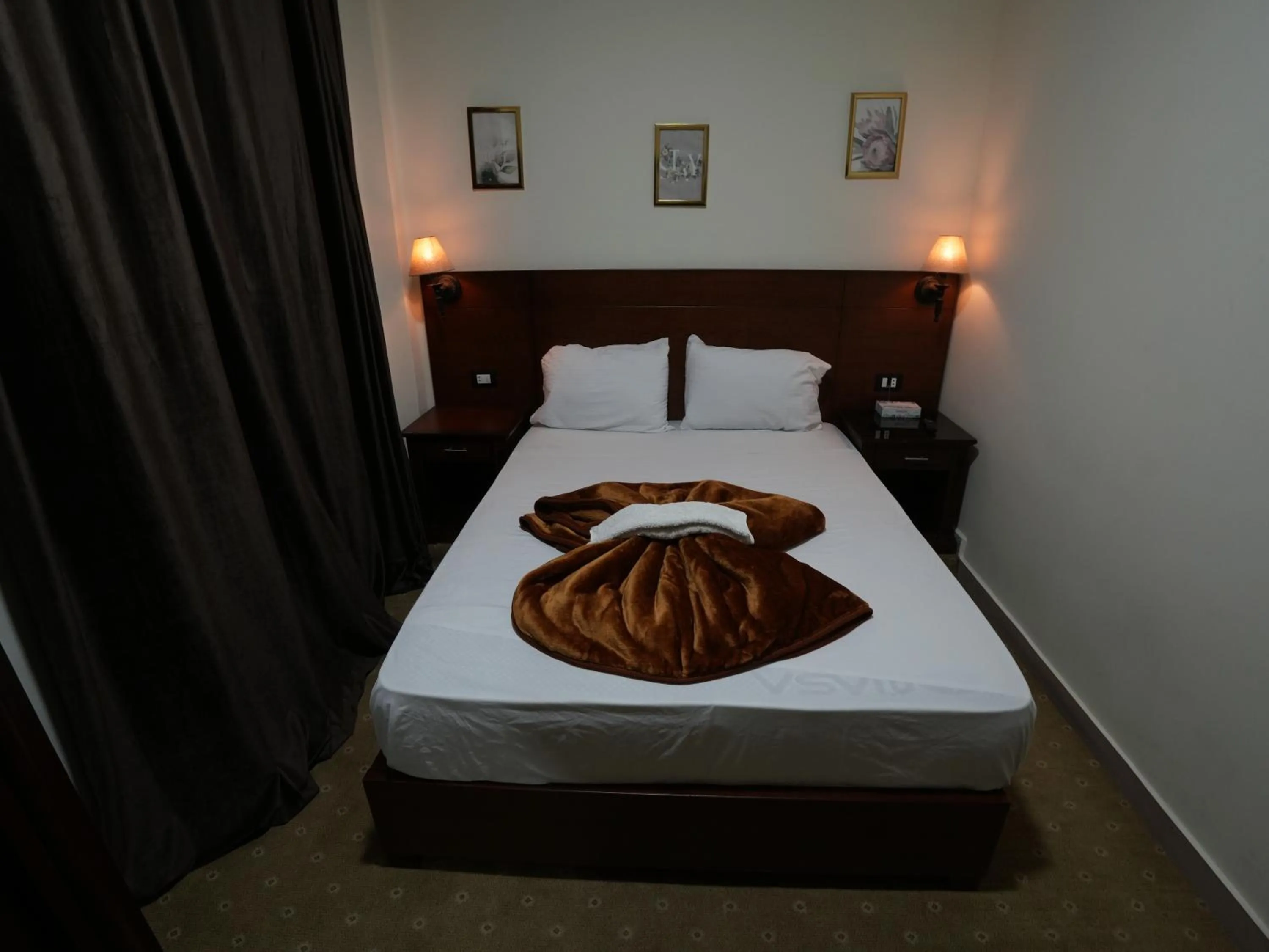 Bed in Montana Hotel