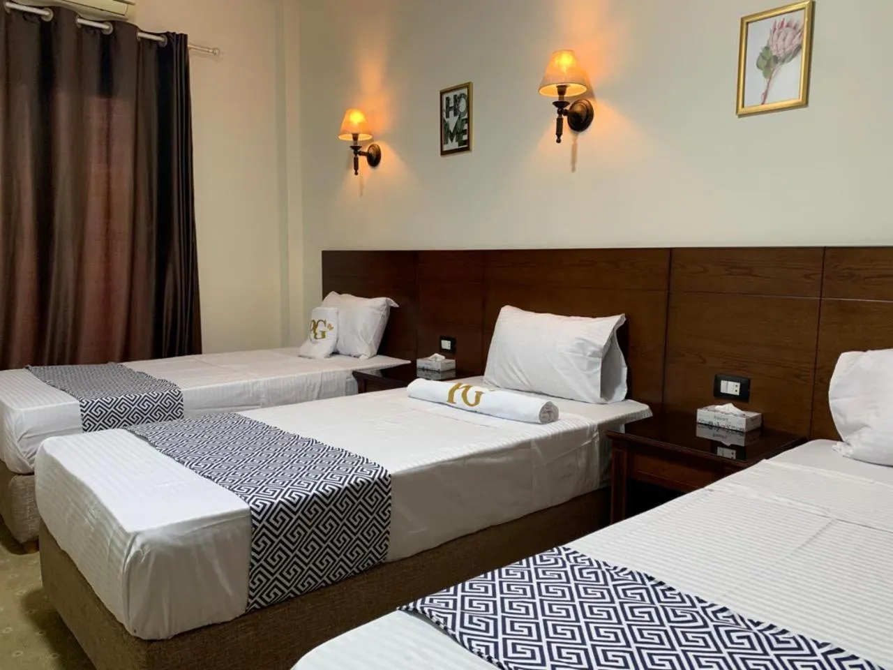 Decorative detail, Bed in Montana Hotel