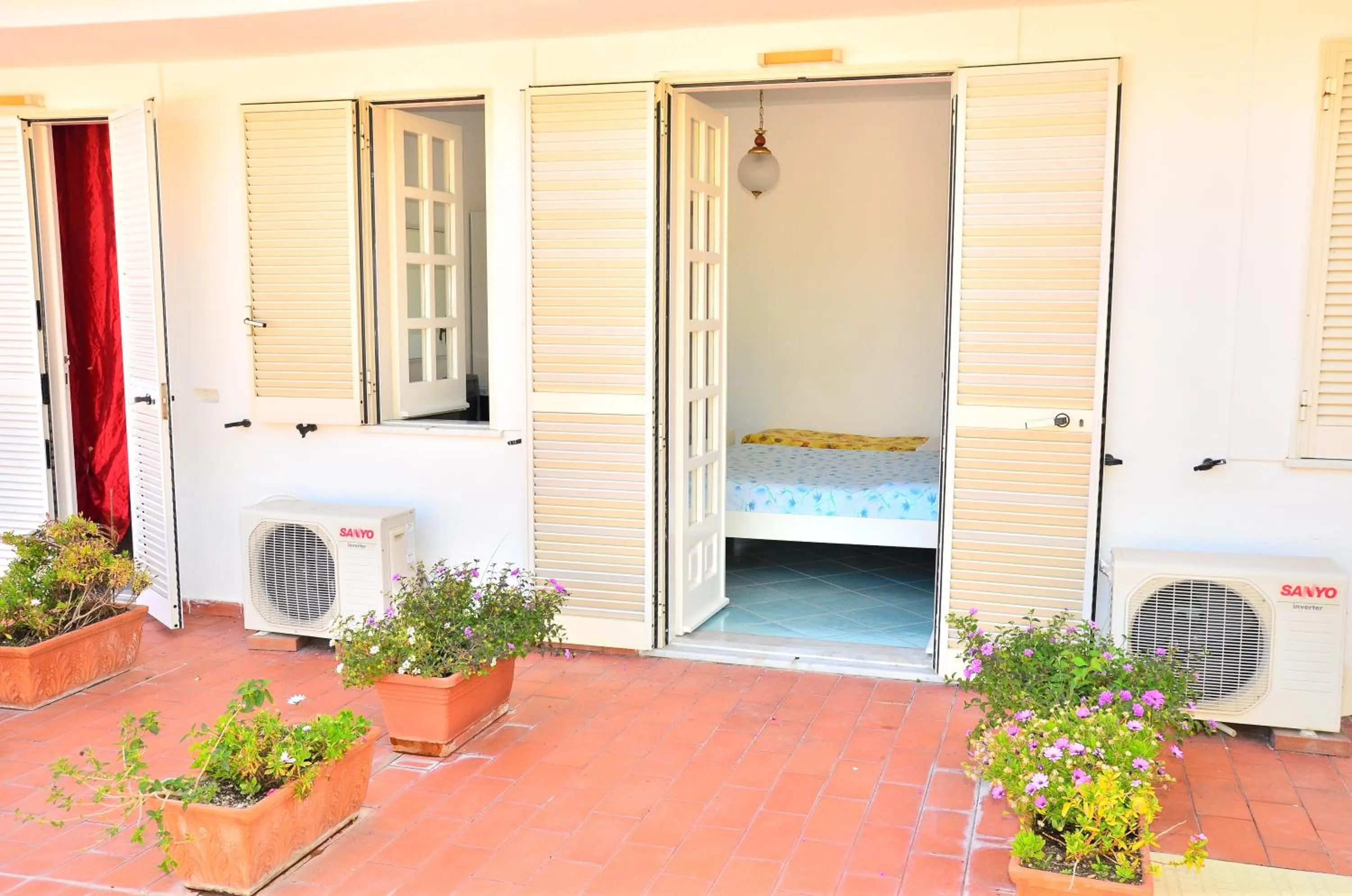 Facade/entrance in Hotel Villa Bernardina