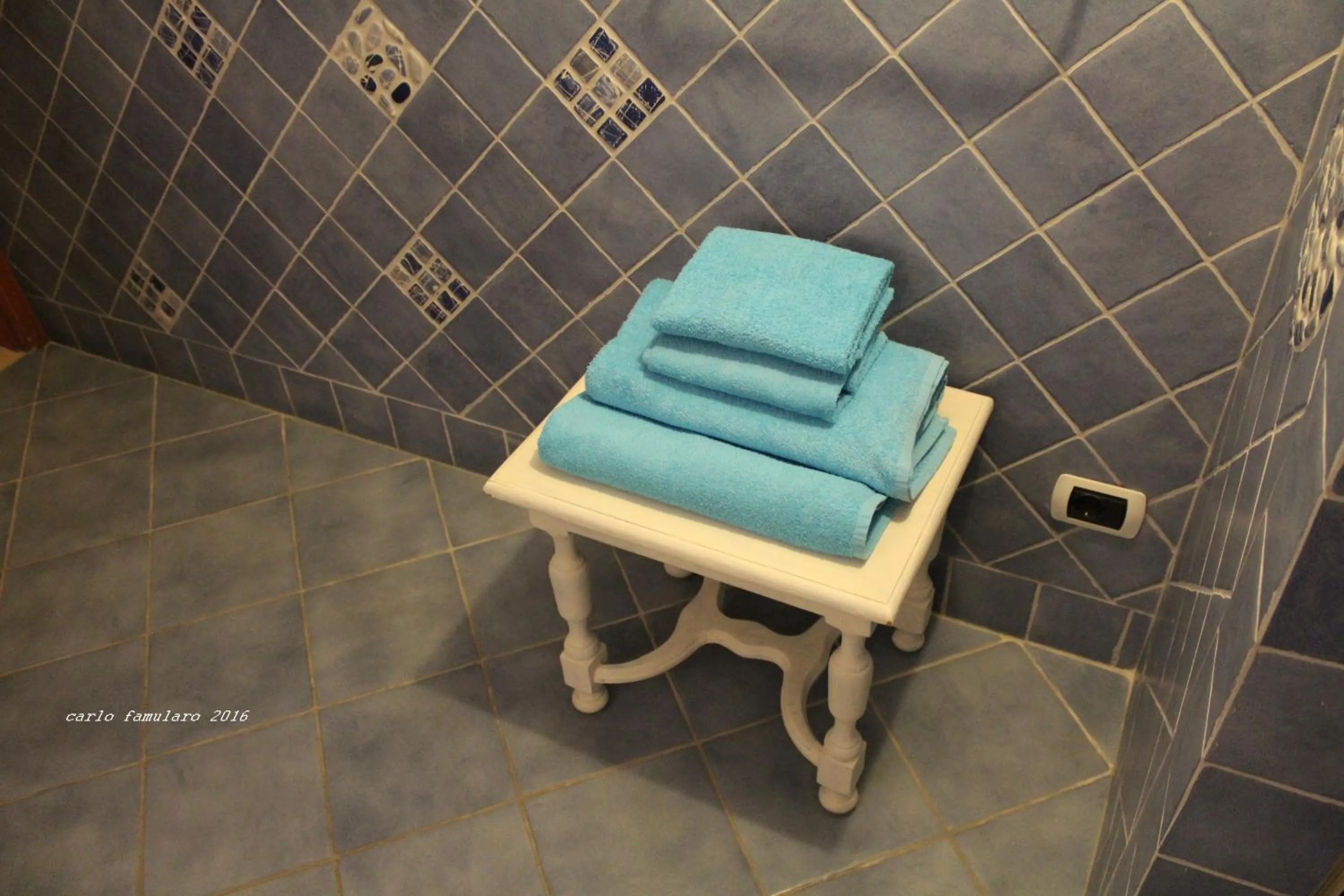 Decorative detail in Villa Apollo B&B