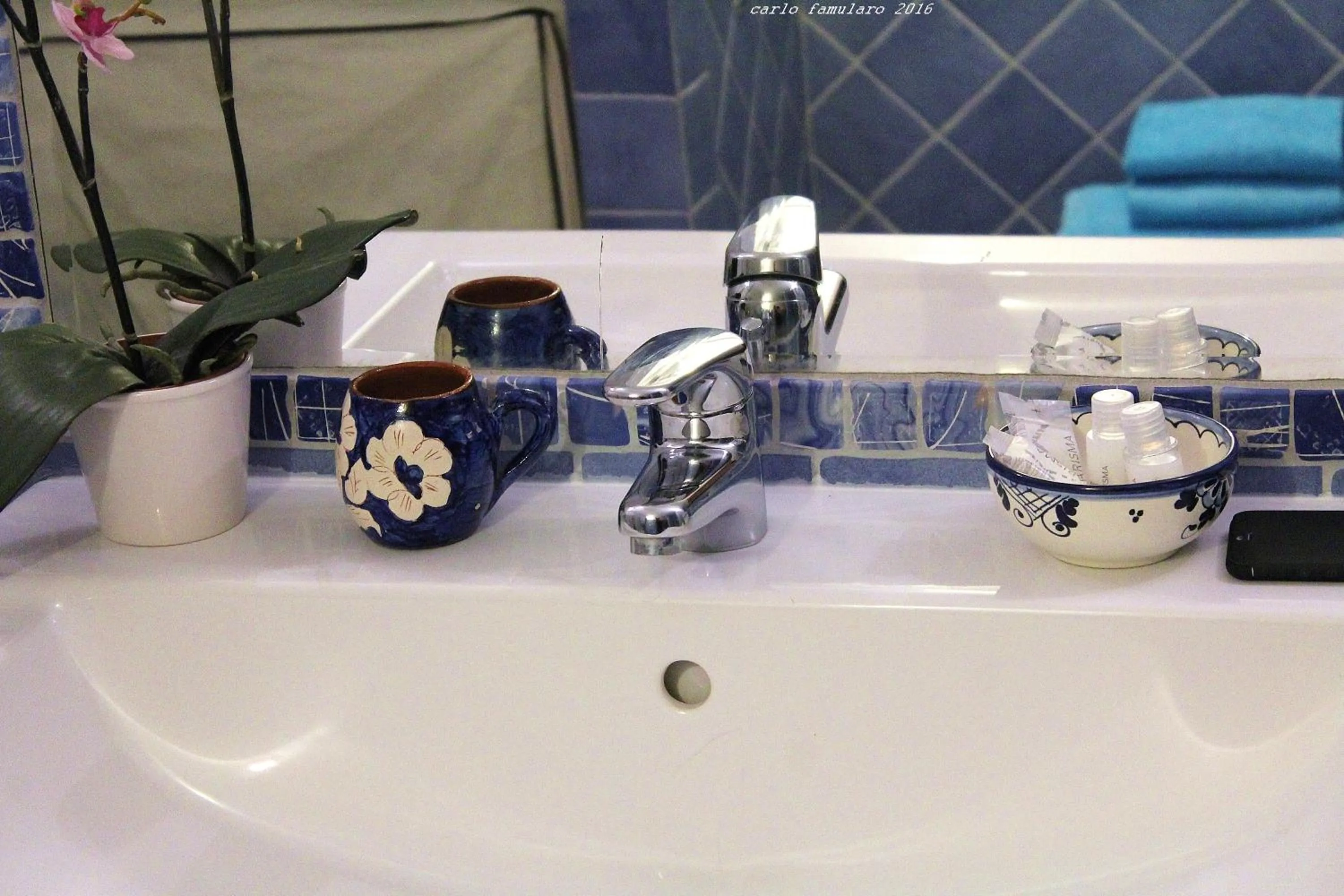 Bathroom in Villa Apollo B&B